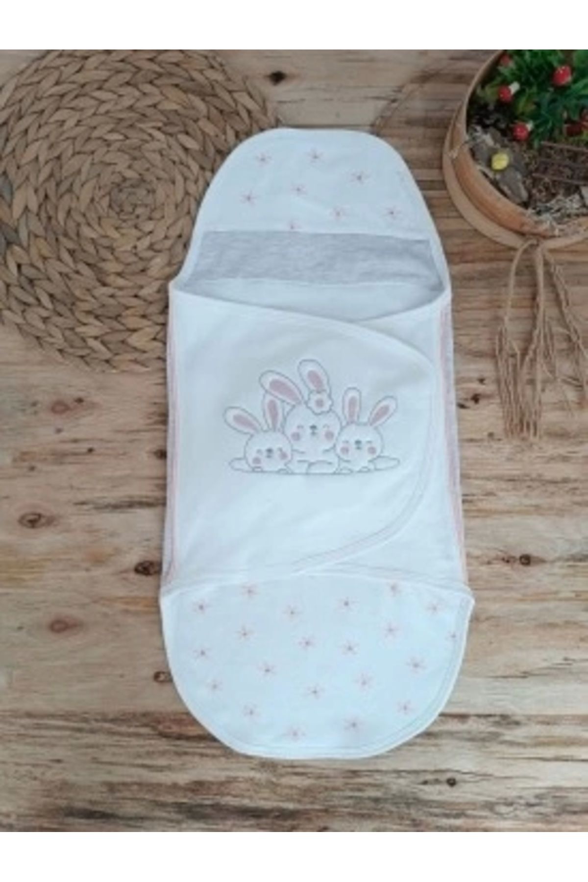 Diji Baby Yenidoğan Tavşan Tayfalar Nakışlı Çıt Çıt Kapamalı Bebek Kundak