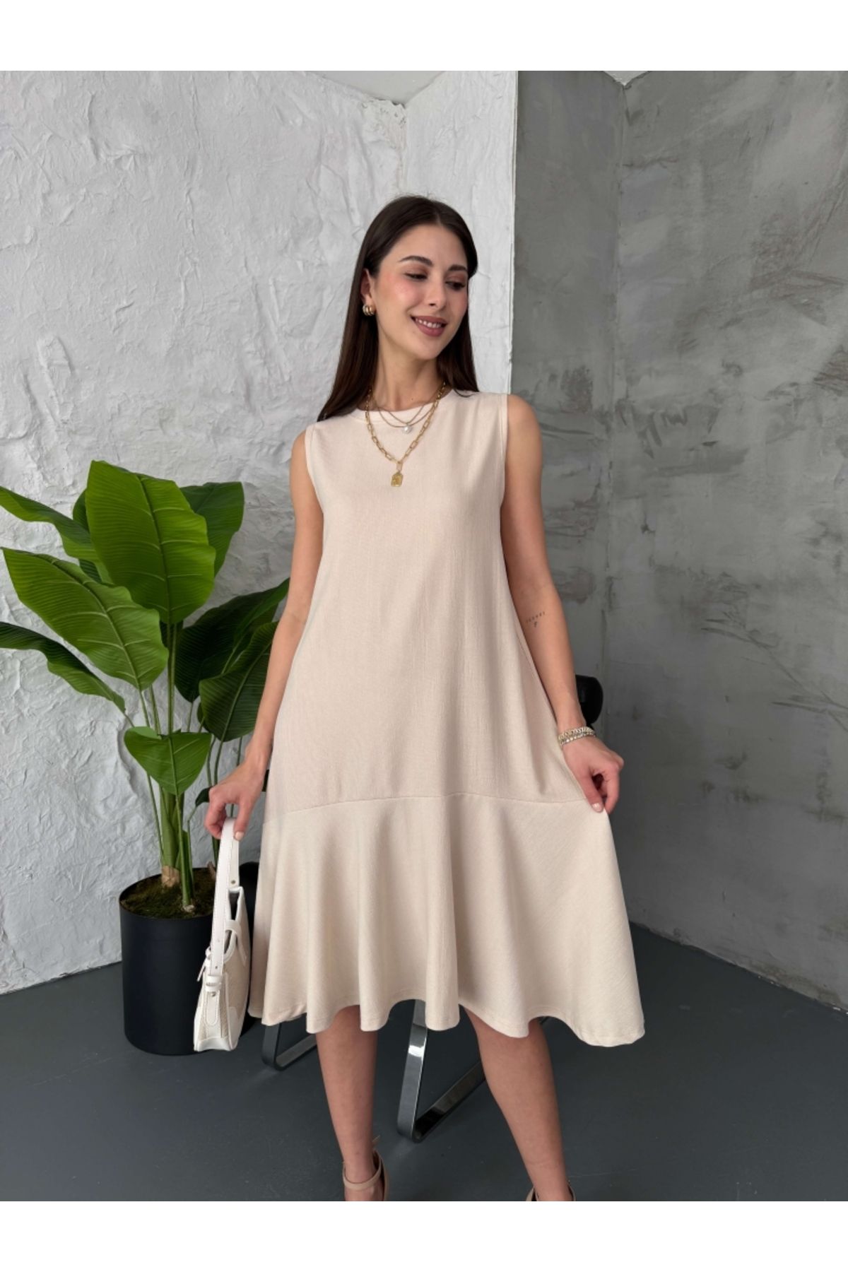 Elif Özbey Butik Taş Dokulu Volanlı Elbise