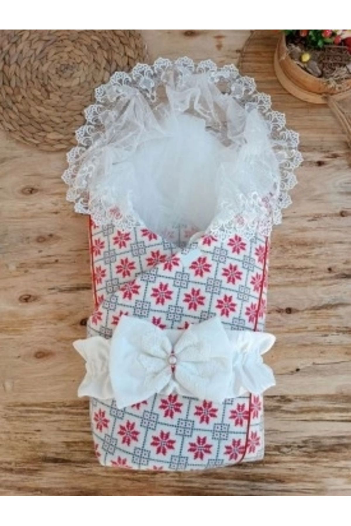 Diji Baby Yenidoğan Kar Tanesi Desenli Dantelli Duvaklı Bebek Battaniyesi Kundak