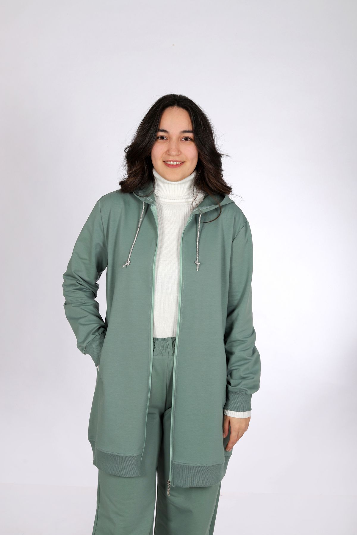 Butik Taş Kordonlu Kadın Eşofman Üstü