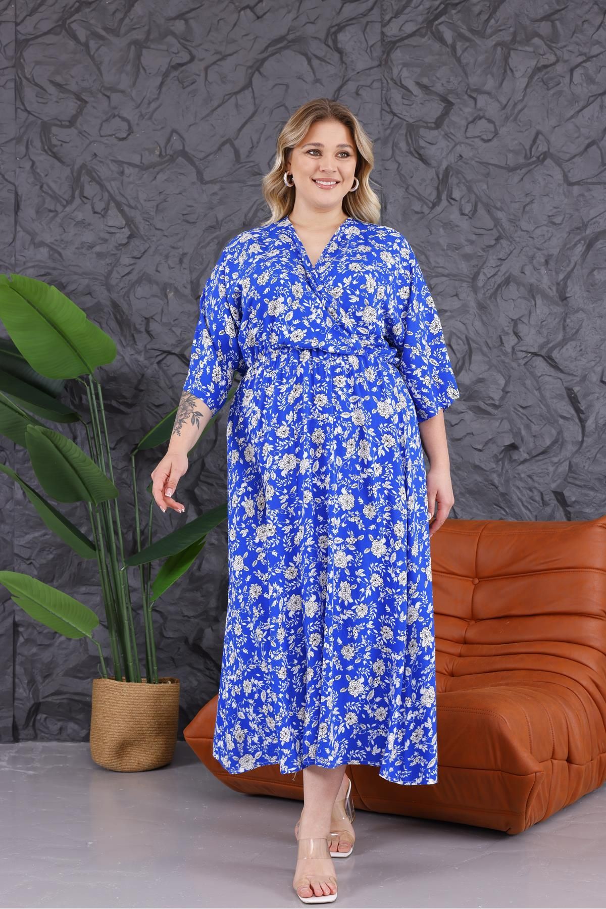 Siyezen Büyük Beden Çiçek Desen Beli Lastikli Elbise