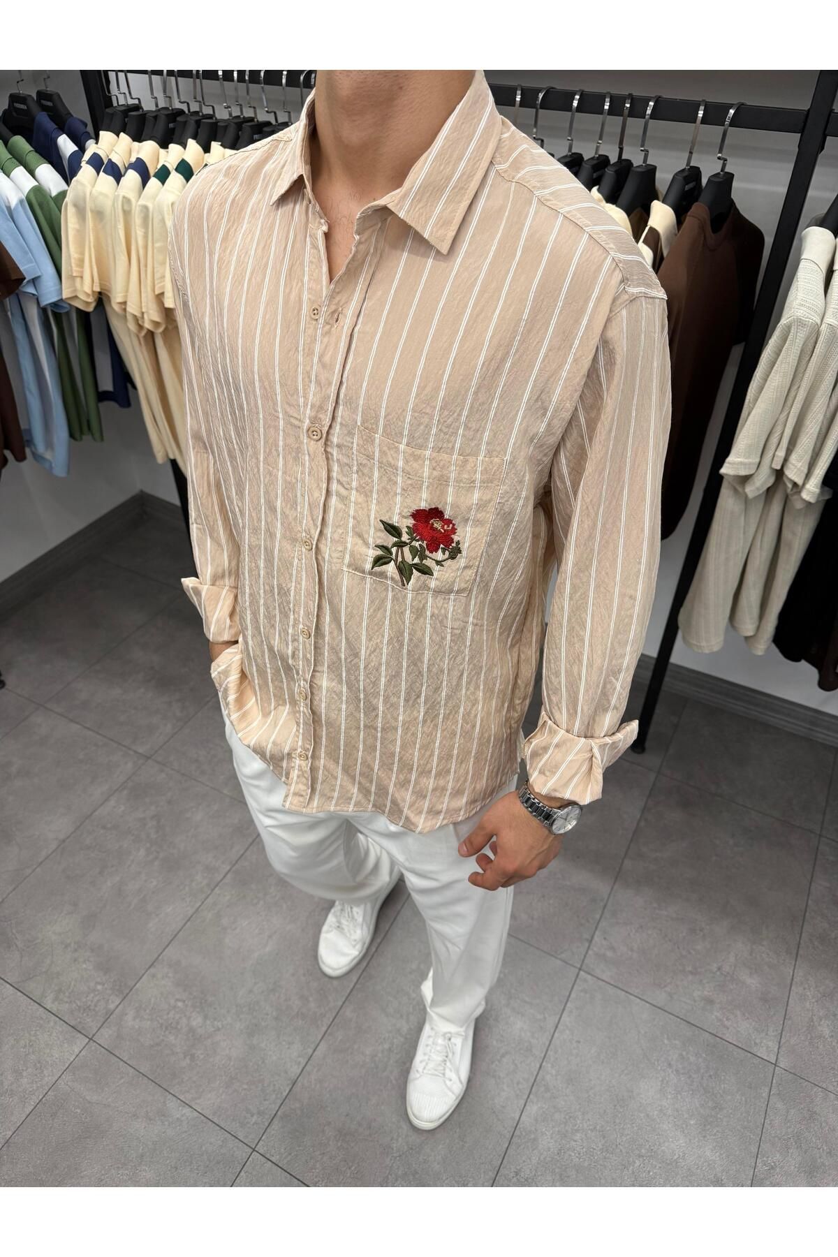 Butik Gül Nakışlı Çizgili Jakar Kumaş Oversize Gömlek Krem