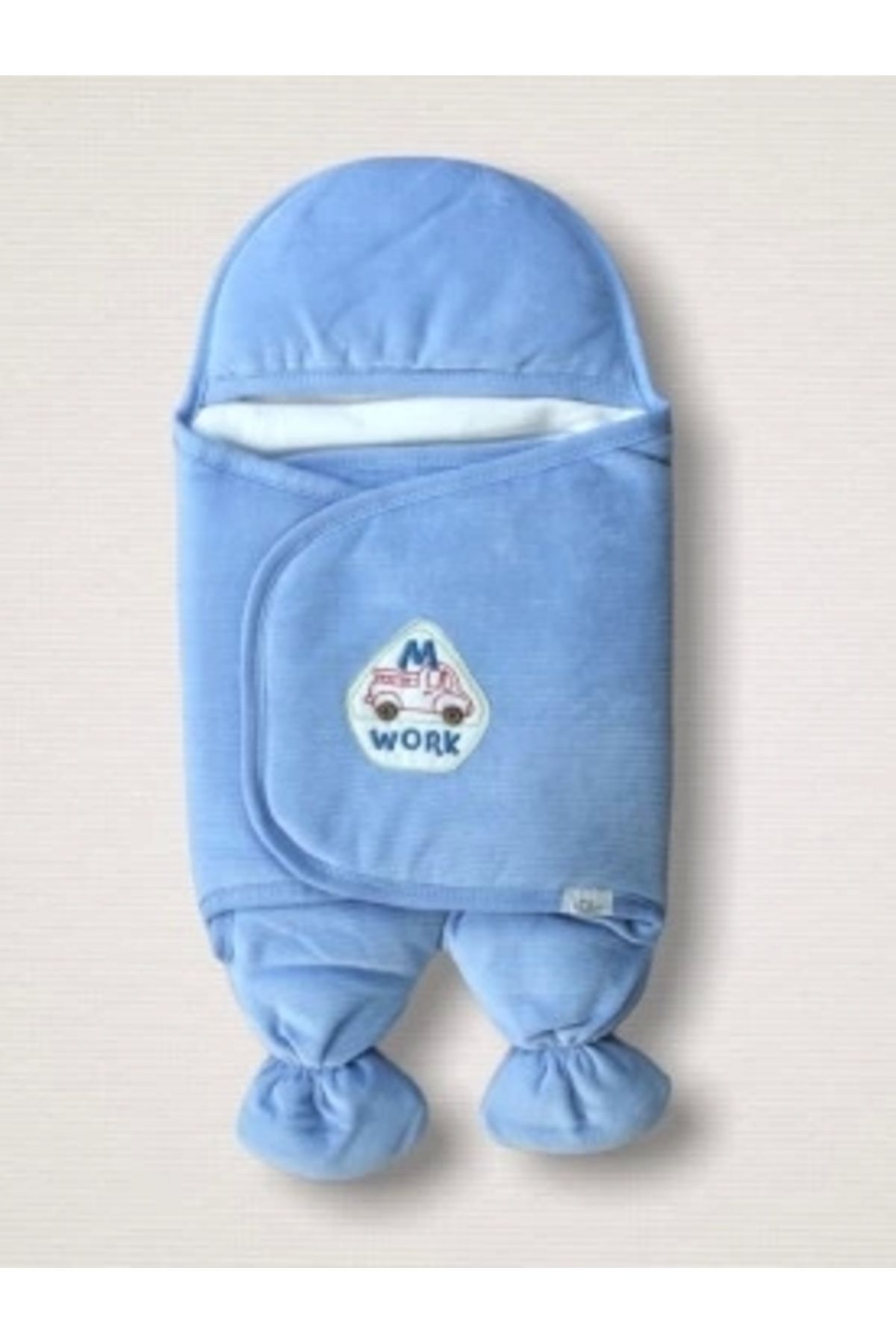 Diji Baby Yenidoğan Araba Nakışlı Fitilli Kadife Ayaklı Erkek Bebek Kundak