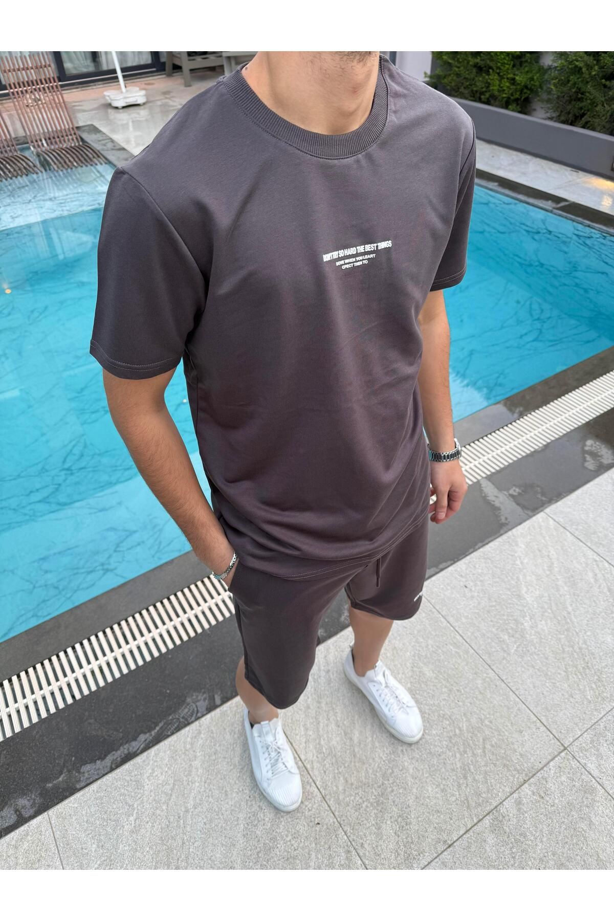 Butik Pamuklu Enjeksiyon Baskılı Şort Takımı Füme