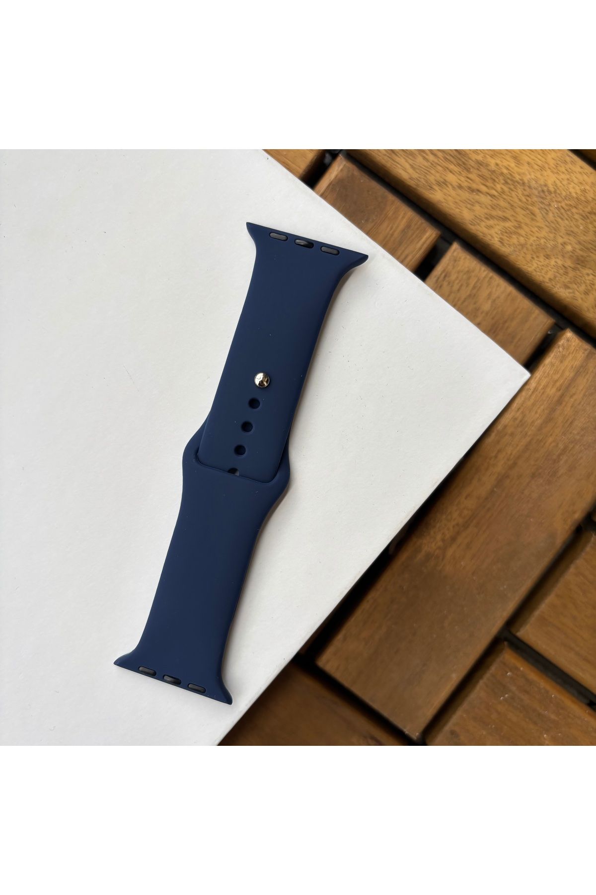 sayecase Apple Watch 6/7/SE/8/9 Serisi Uyumlu 42-44-45-49 MM Classic Silikon Kordon