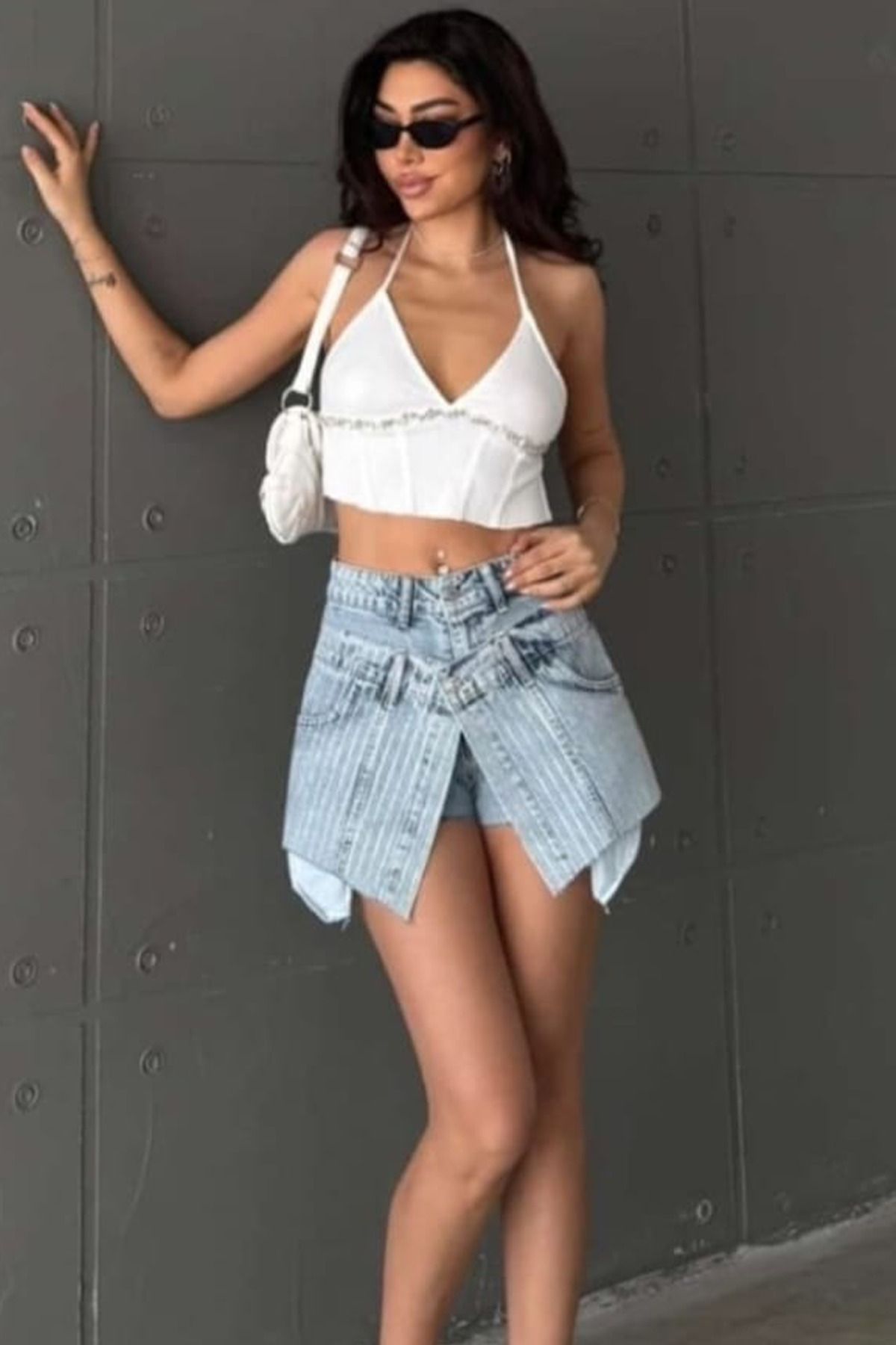ESSFASIHON Taşlı Likralı Jeans Şort