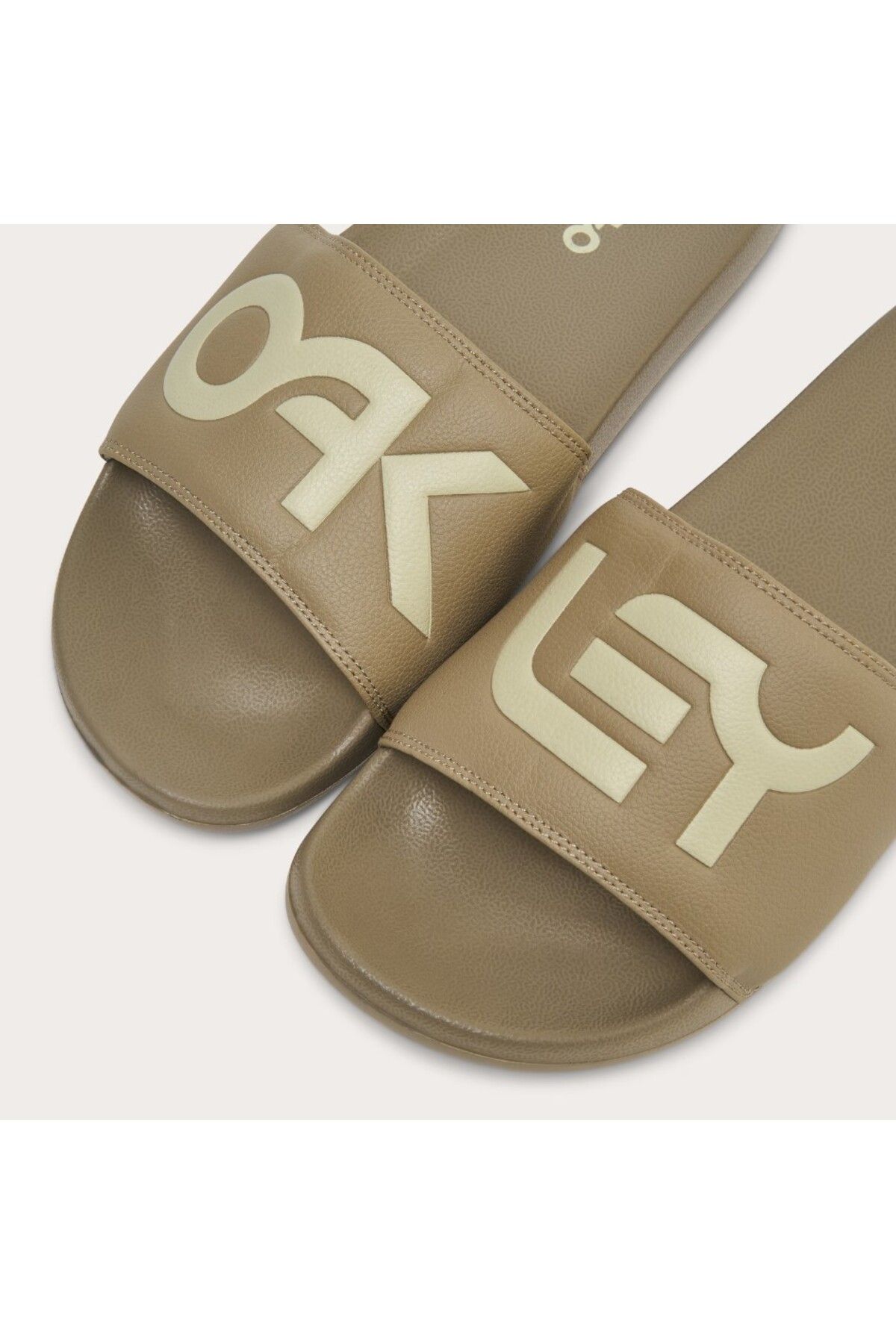 Oakley-B1B SLIDE 2.0 4