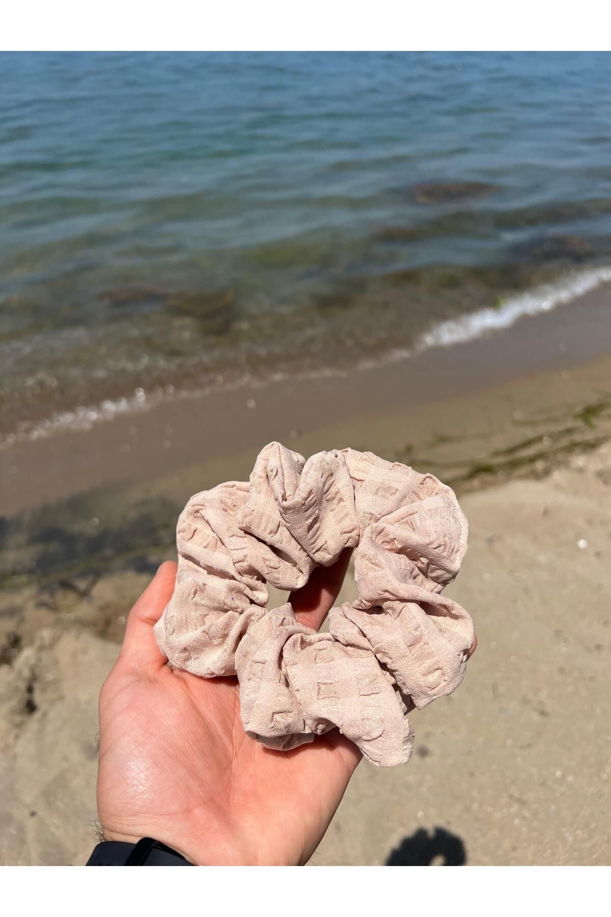 Freya El Yapımı Scrunchie Saç Tokası - Bej