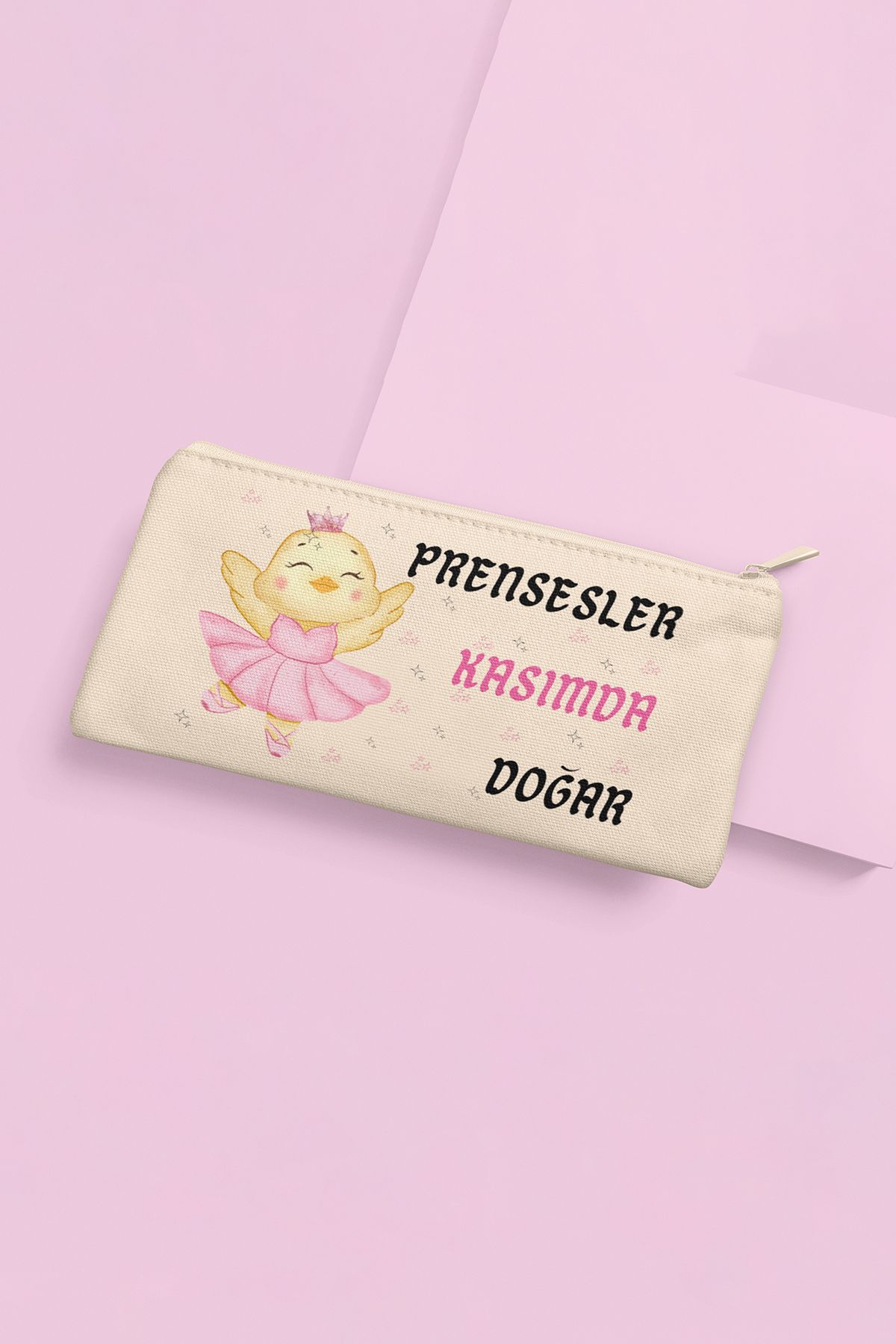 qoeuyl boutique Prensesler Bu Ayda Doğar Baskılı Doğum Günü Hediyelik Bez Makyaj Çantası Kalemlik Cüzdan