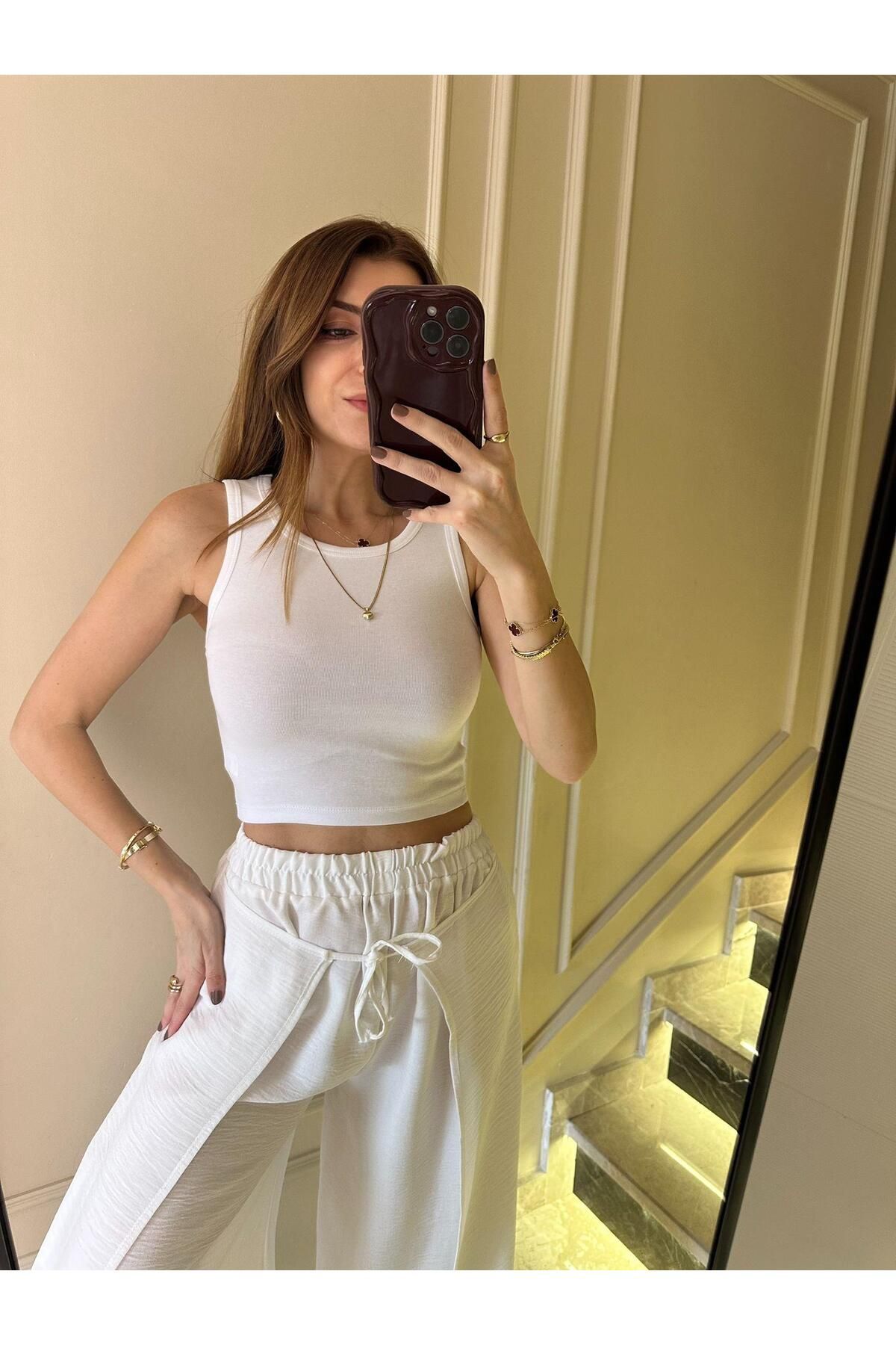 Chamakh Beyaz Halter Yaka Penye Crop
