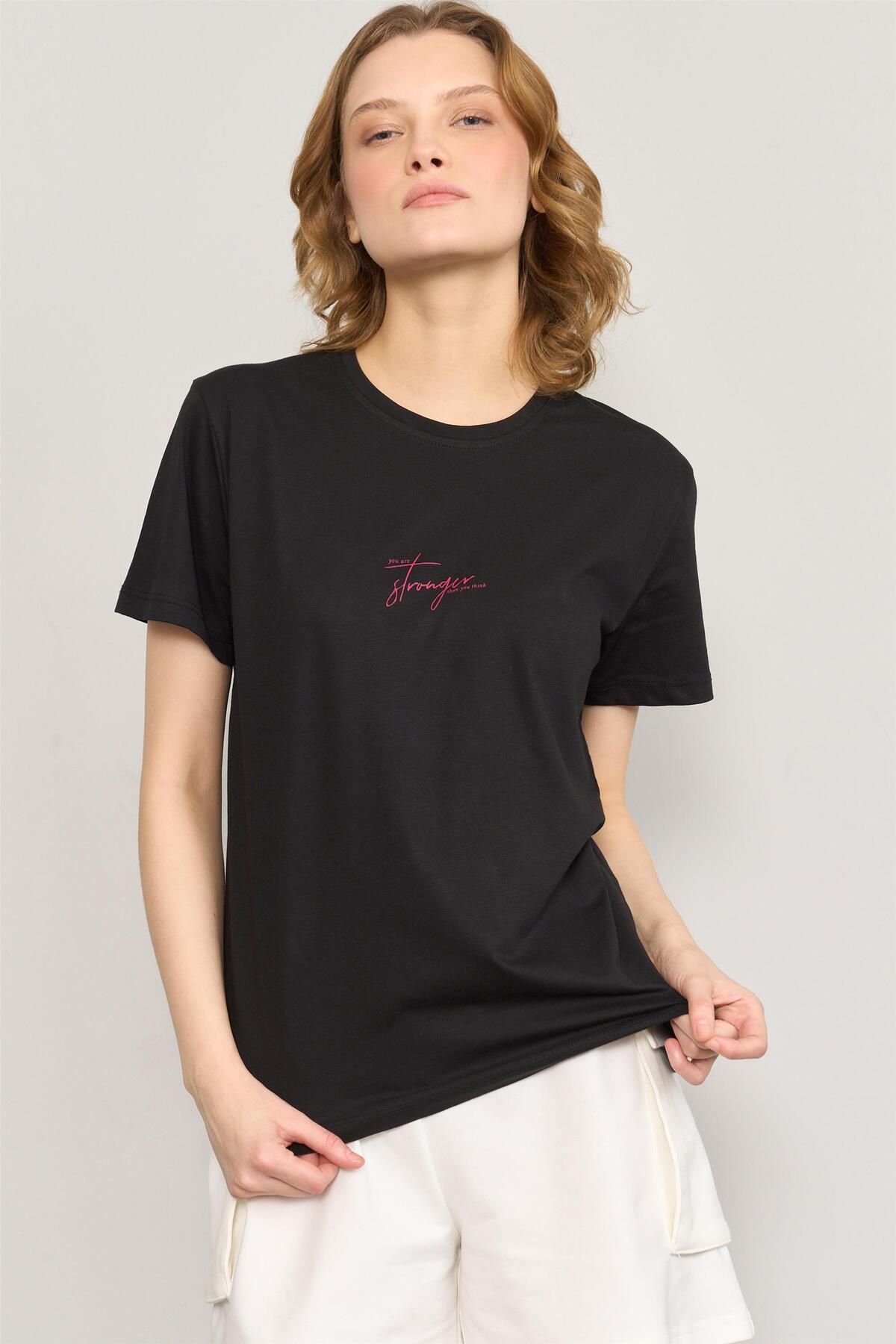 FİTHİT Çetinkaya Fithit 8484 Bisiklet Yaka 30/1 Compact Penye Süprem Baskılı T-shirt Siyah