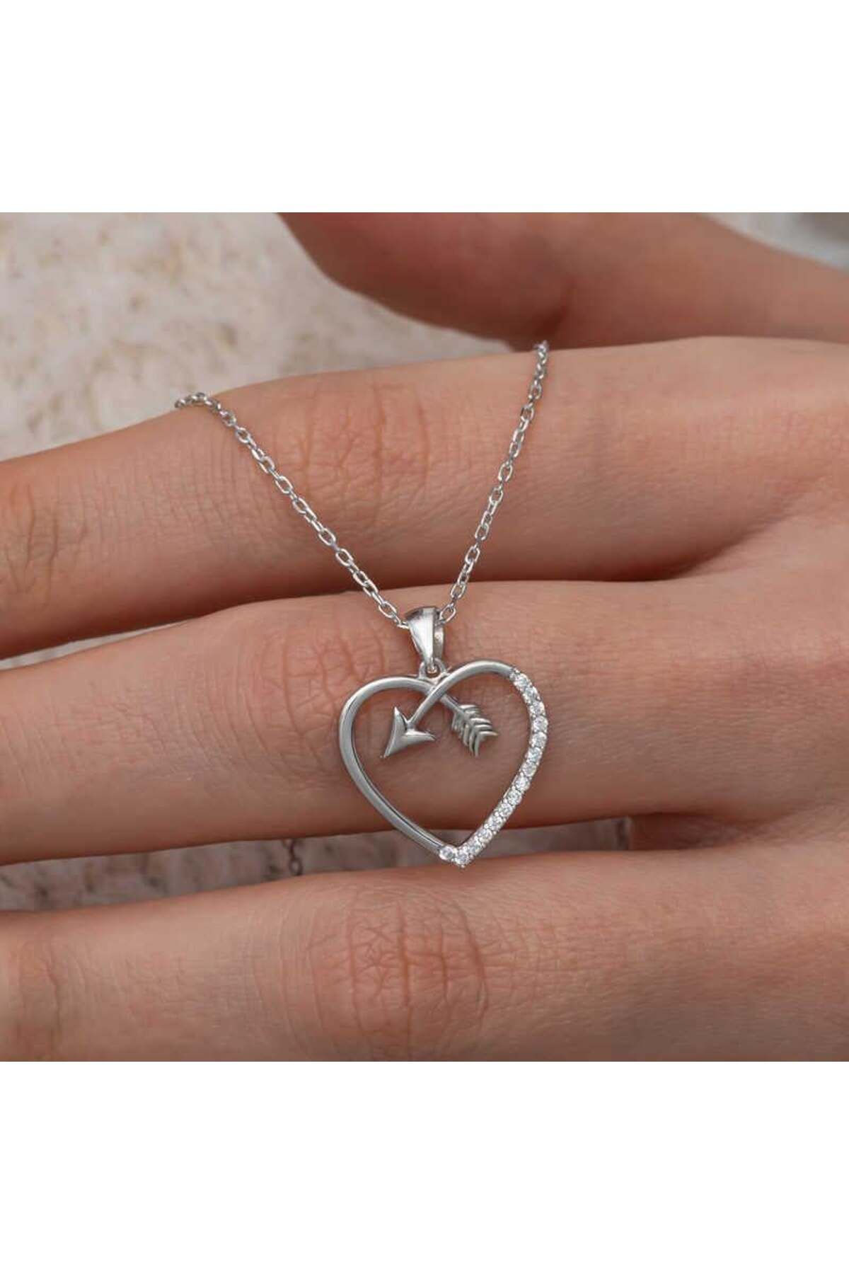 alsepeteavm Gümüş Kalpli Beyaz Gül Kadın Kolye