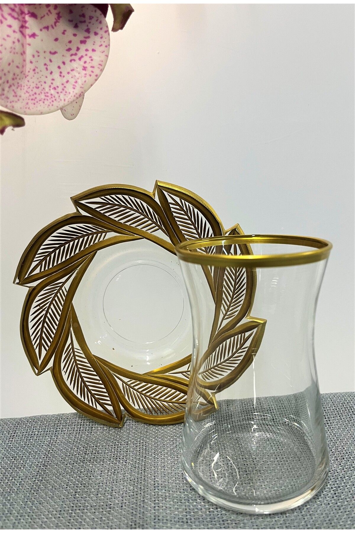 DECOSTYLE PAŞABAHÇE HEYBELİ LEAFY MODEL EL DEKORU KESME GOLD DETAYLI 12 PARÇA ÇAY TAKIMI