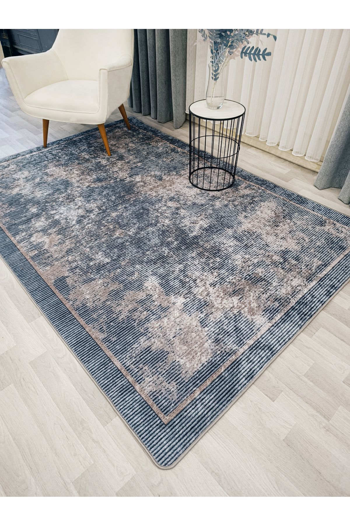 Brillant Gri Mavi Renk Geometrik Desen Kaymaz Taban Yolluk Halı