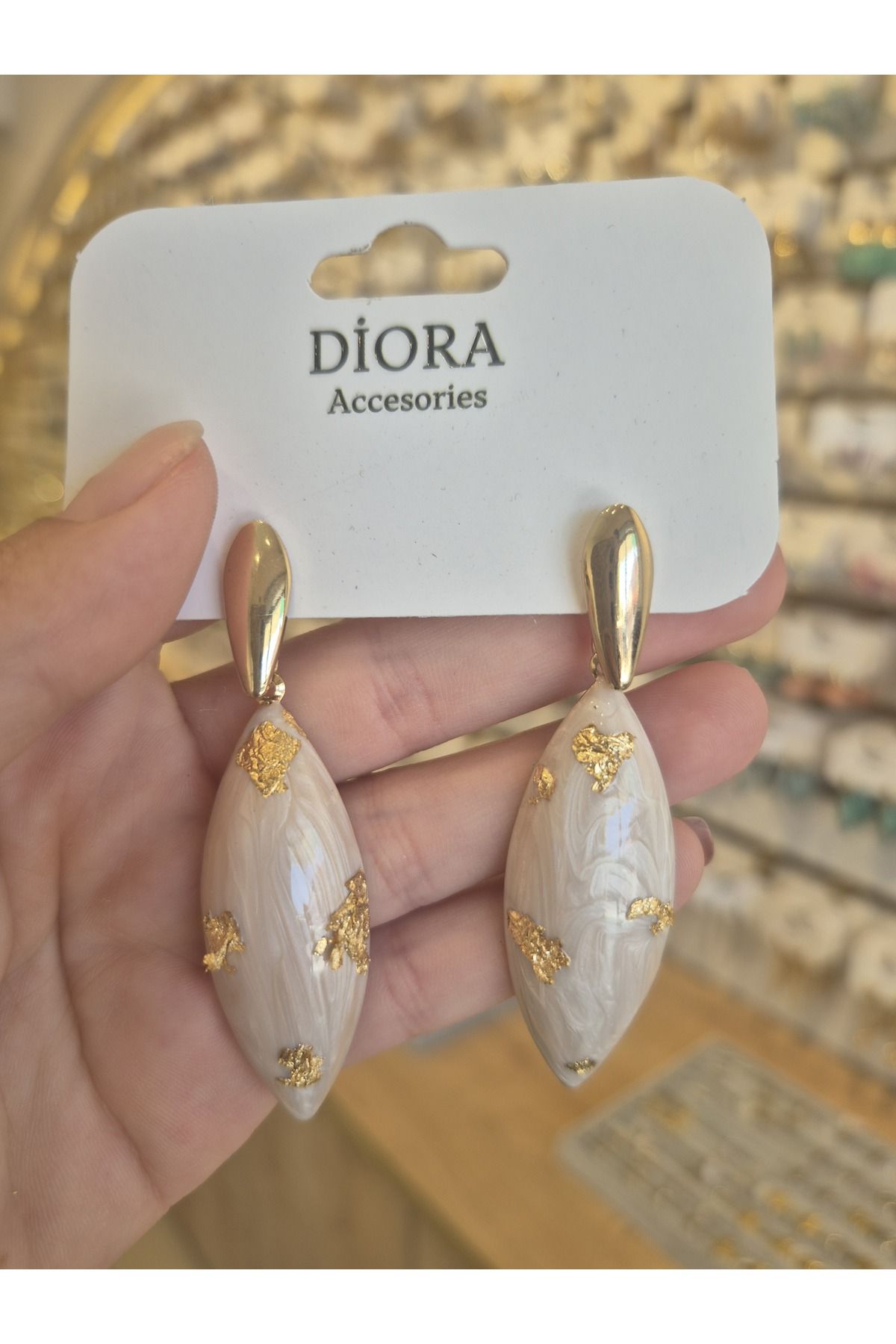 diora accesories çelik küpe