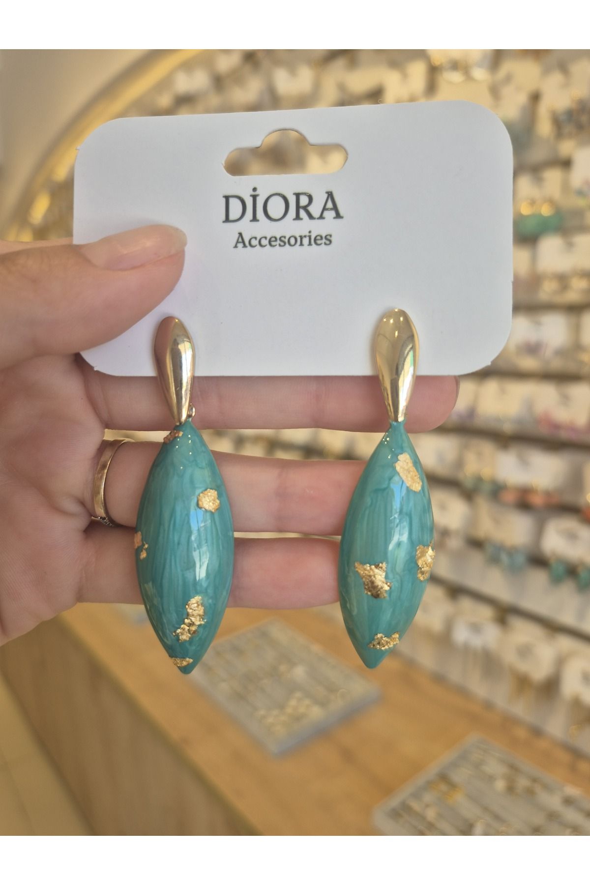diora accesories çelik küpe