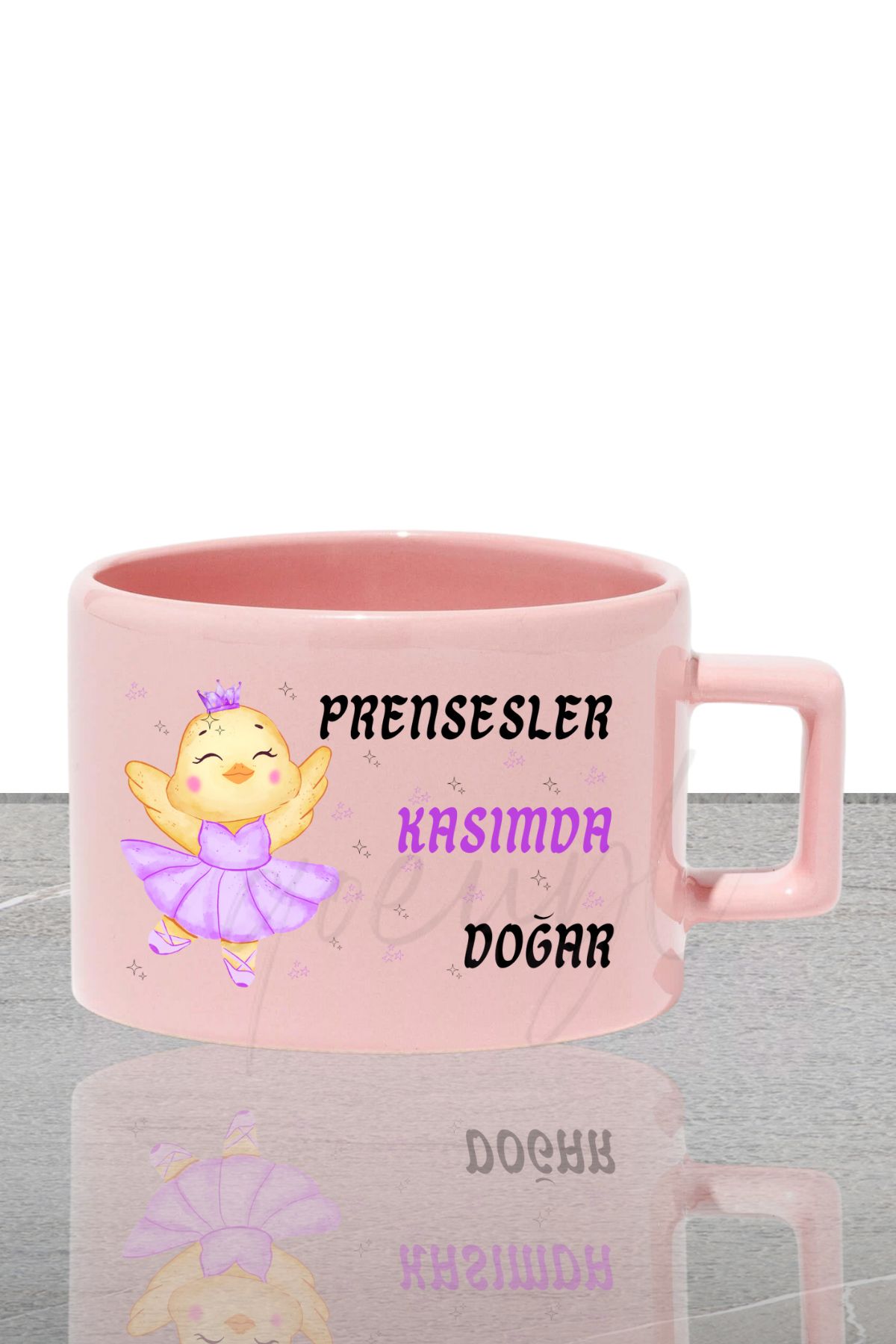 qoeuyl boutique Prensesler Ocakta Doğar Baskılı Hediyelik Dikdörtgen Kulplu Pastel Pembe Fincan / Kupa Bardak