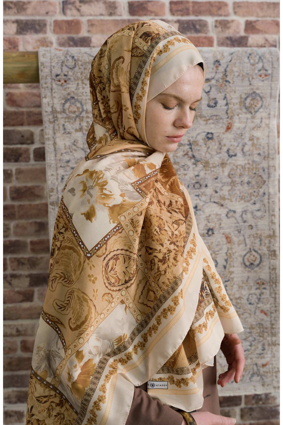 Fatma Atasoy-Hibisca Soft Yellow Ethnic Patterned Shawl 2
