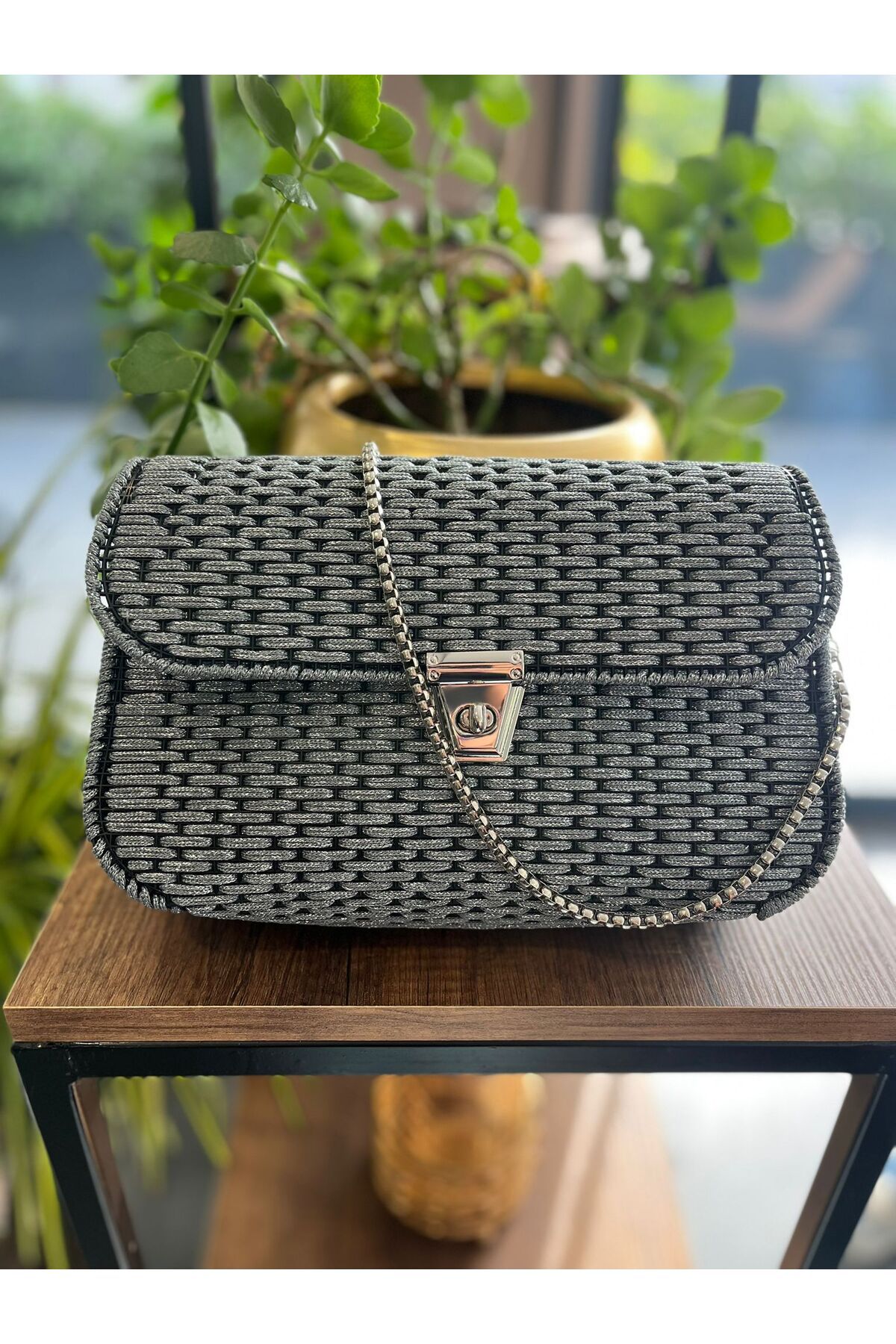 Yasmy Collection Kadın Gri El İşi Zincirli Omuz Çantası YS-PR2590