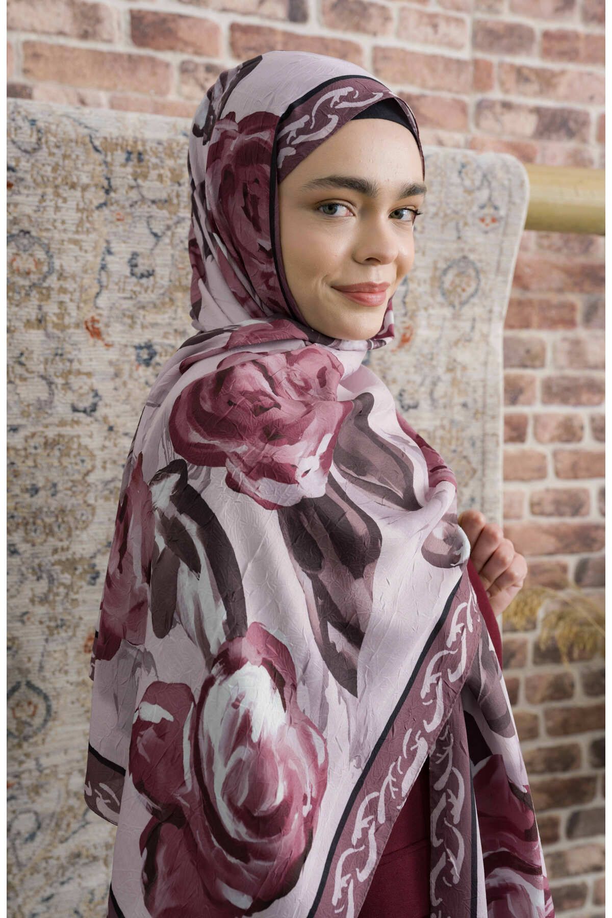 Fatma Atasoy Rose Desenli Soft Pembe Crash Şal