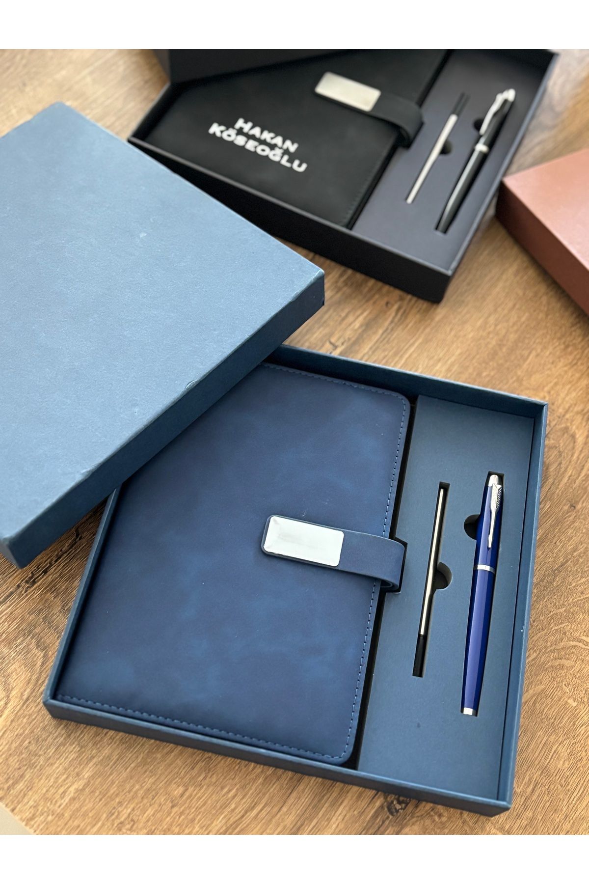 PiyaCraft Kişiye Özel Kişiselleştirilebilir Kutulu Defter Kalem Hediye Seti Mavi