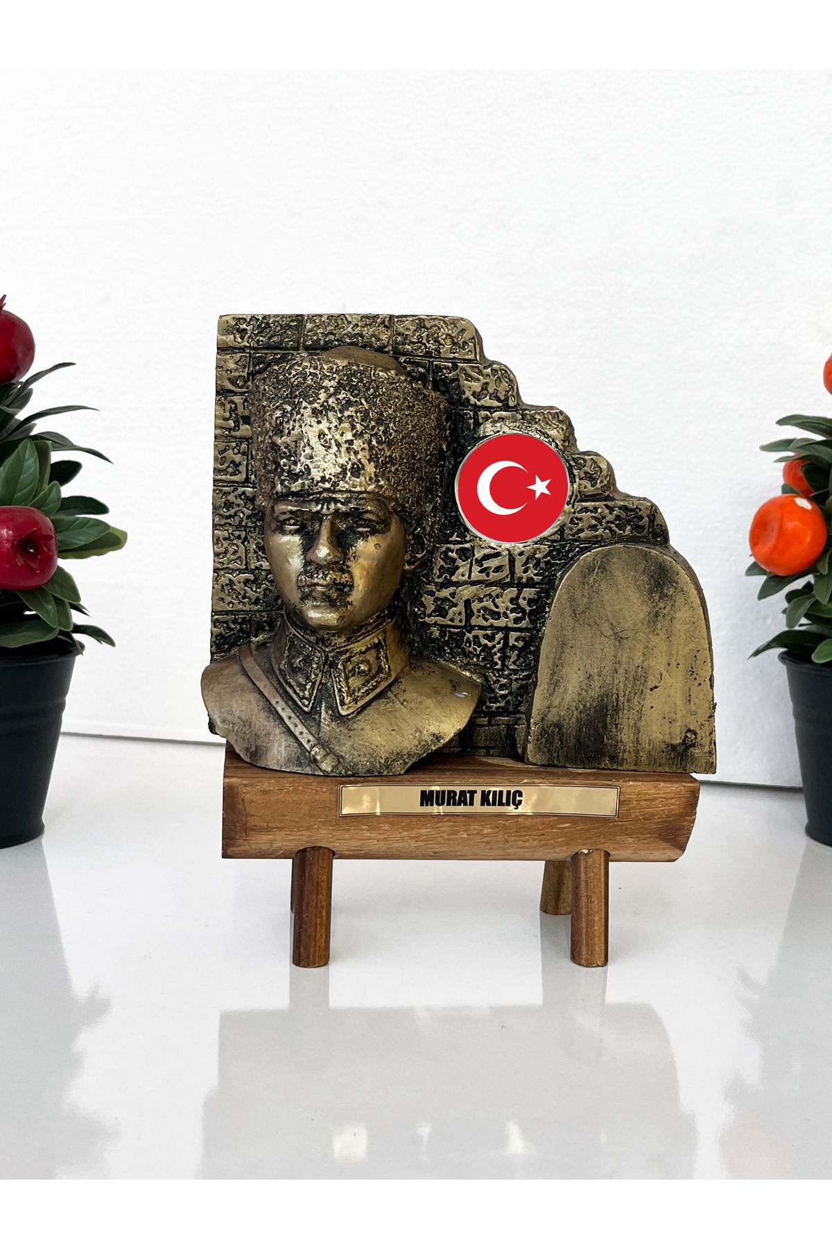 Teknookul Atatürk Büstü Bayraklı Ahşap Standlı Masaüstü ve Ofis için Şık Dekoratif Biblo