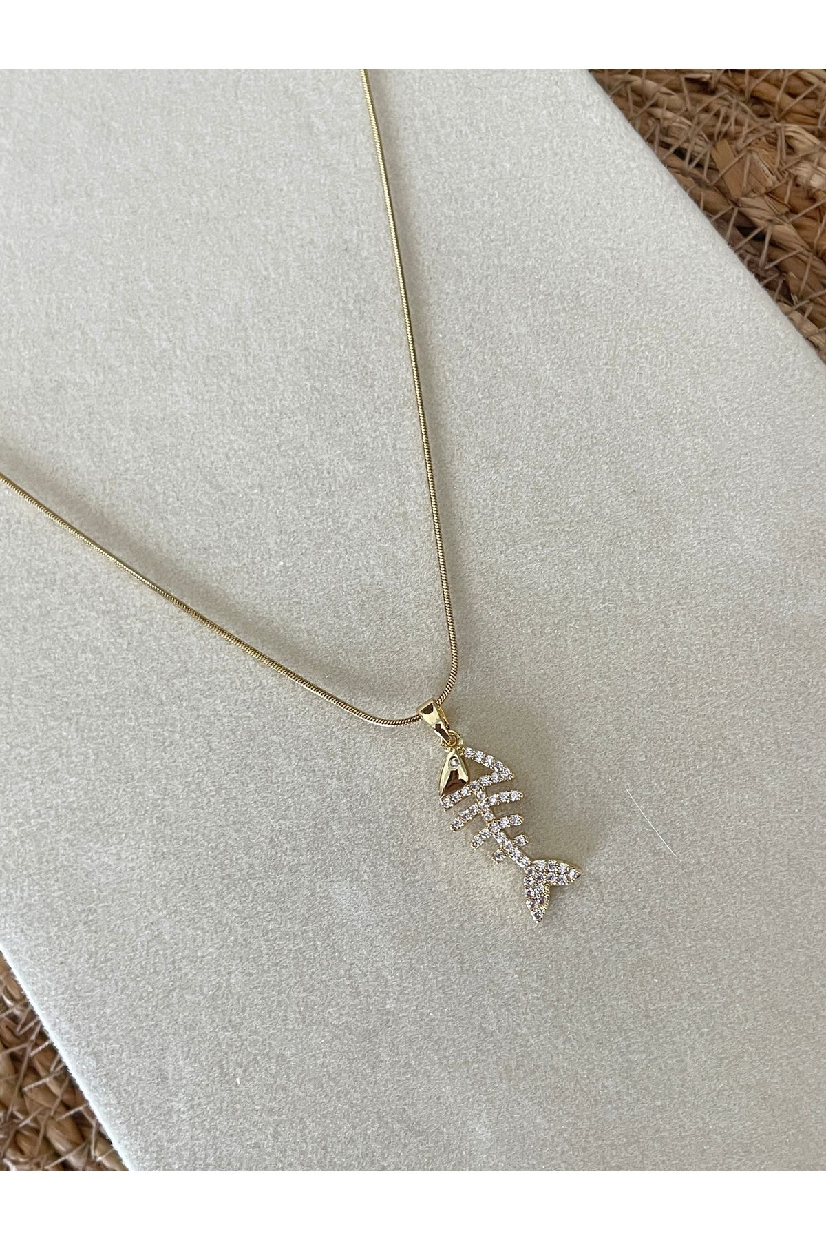 Onsiletişim LOTUSBYBUKET Gold çelik VIP zirkon taşlı balık iskelet kolye