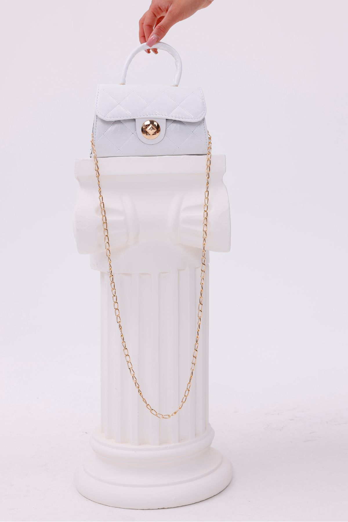 CELESTIAL COLLECTION Diana Zincirli Kapitone Çanta
