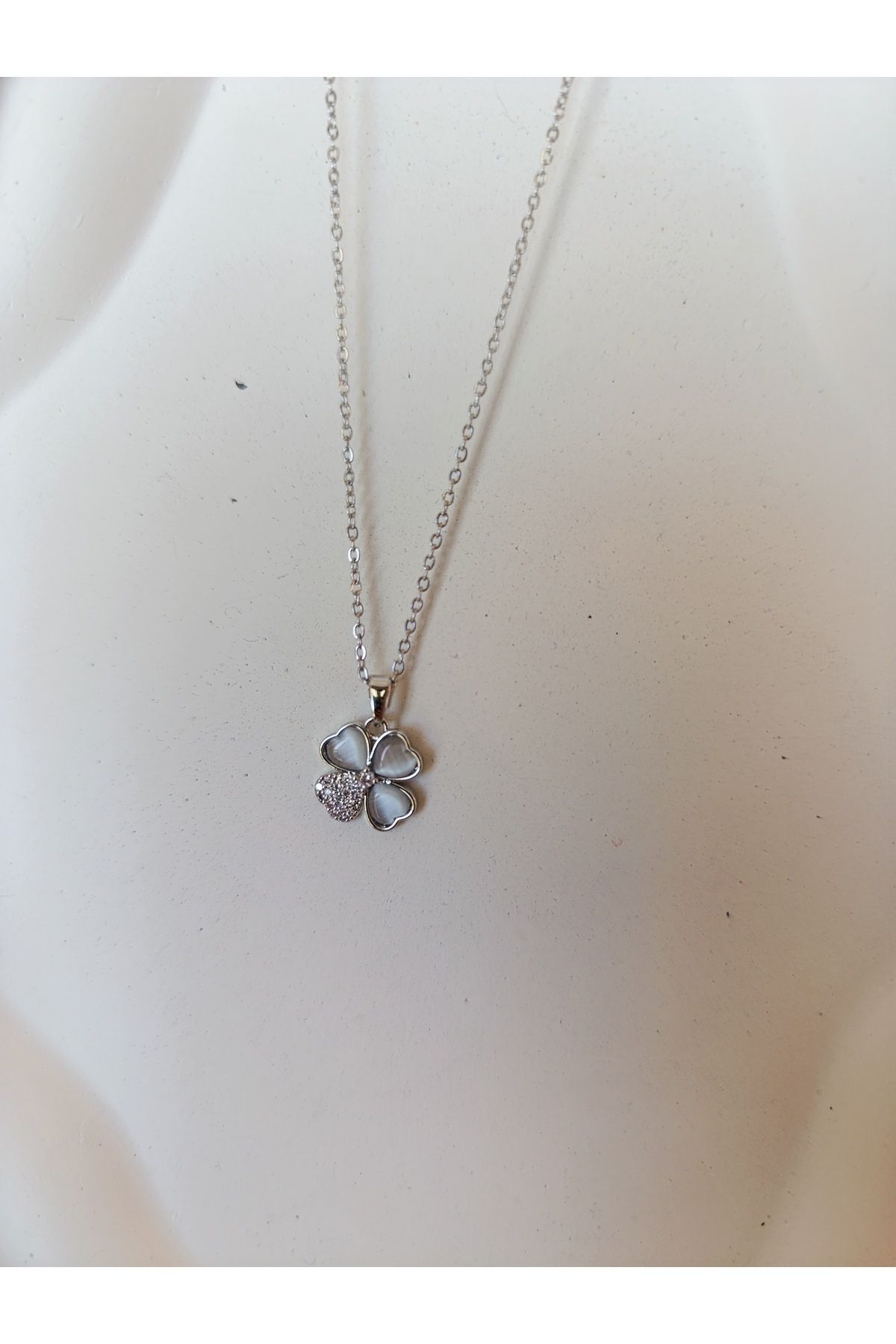 karan jewel Bir yaprağı zirkon taşlı Çelik Yonca kolye silver