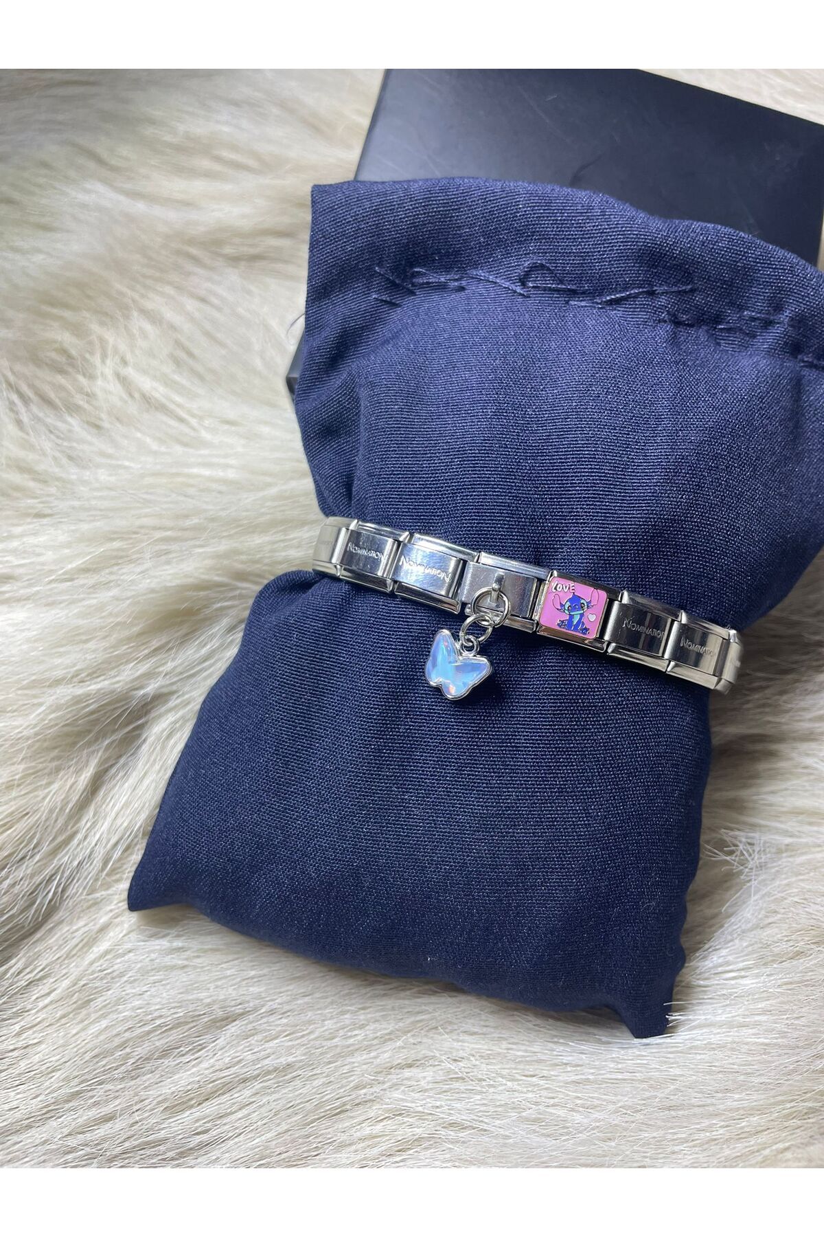 TASARIM13 Charmalı İtalyan Bileklik Stitch ve Kelebekli (2 Adet Charm Bulunmaktadır)