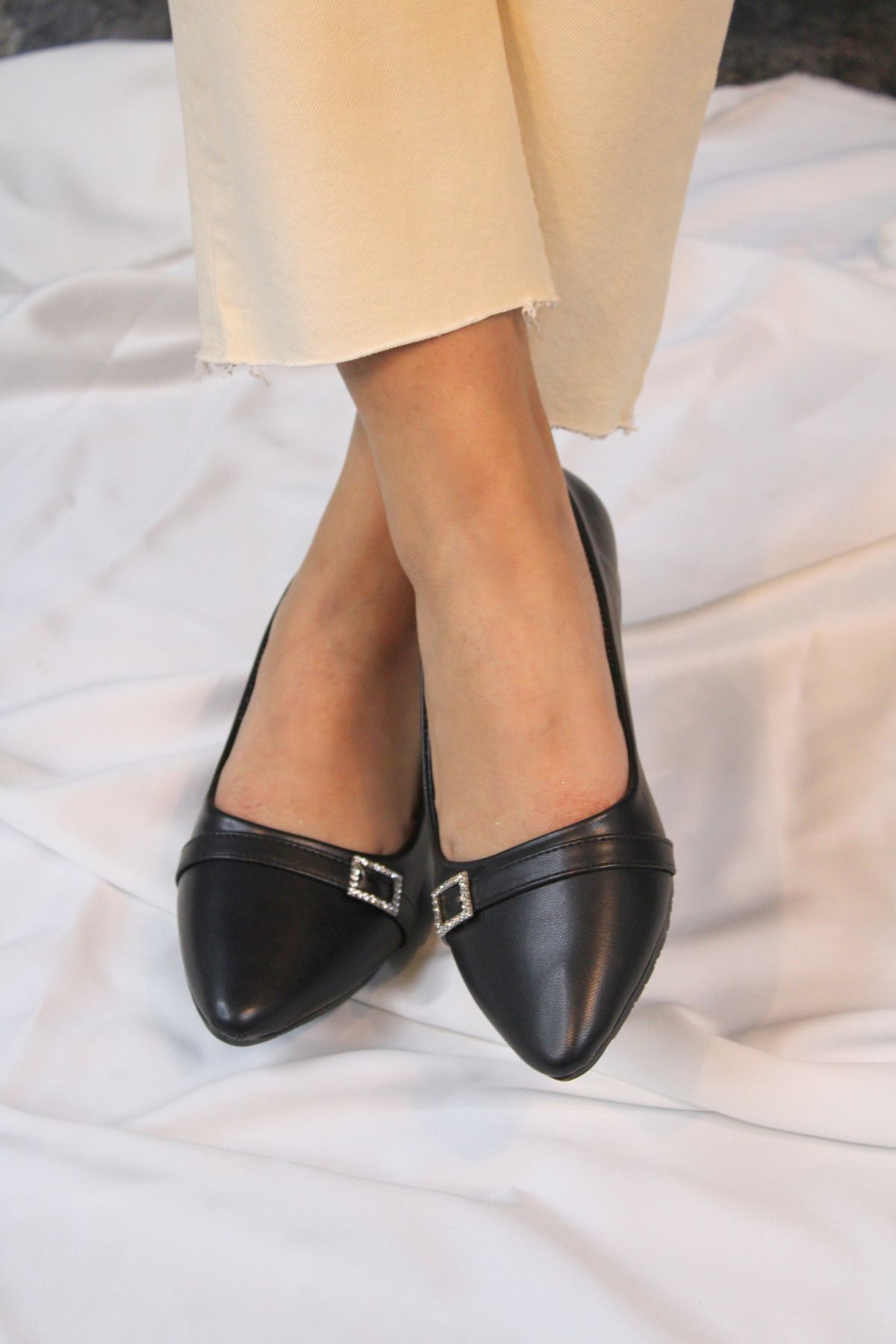 mybellashoes Kadın Siyah Kemer Tokalı Babet