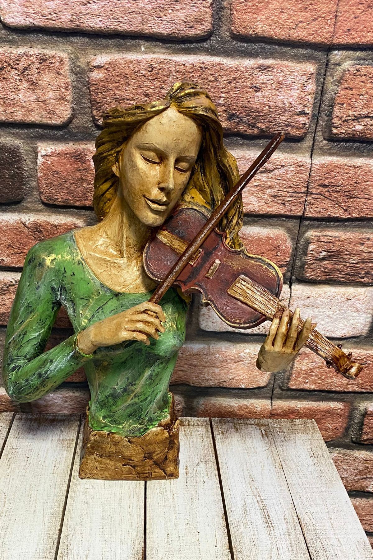 Tasarloxi Keman Çalan Kadın Biblo Heykel