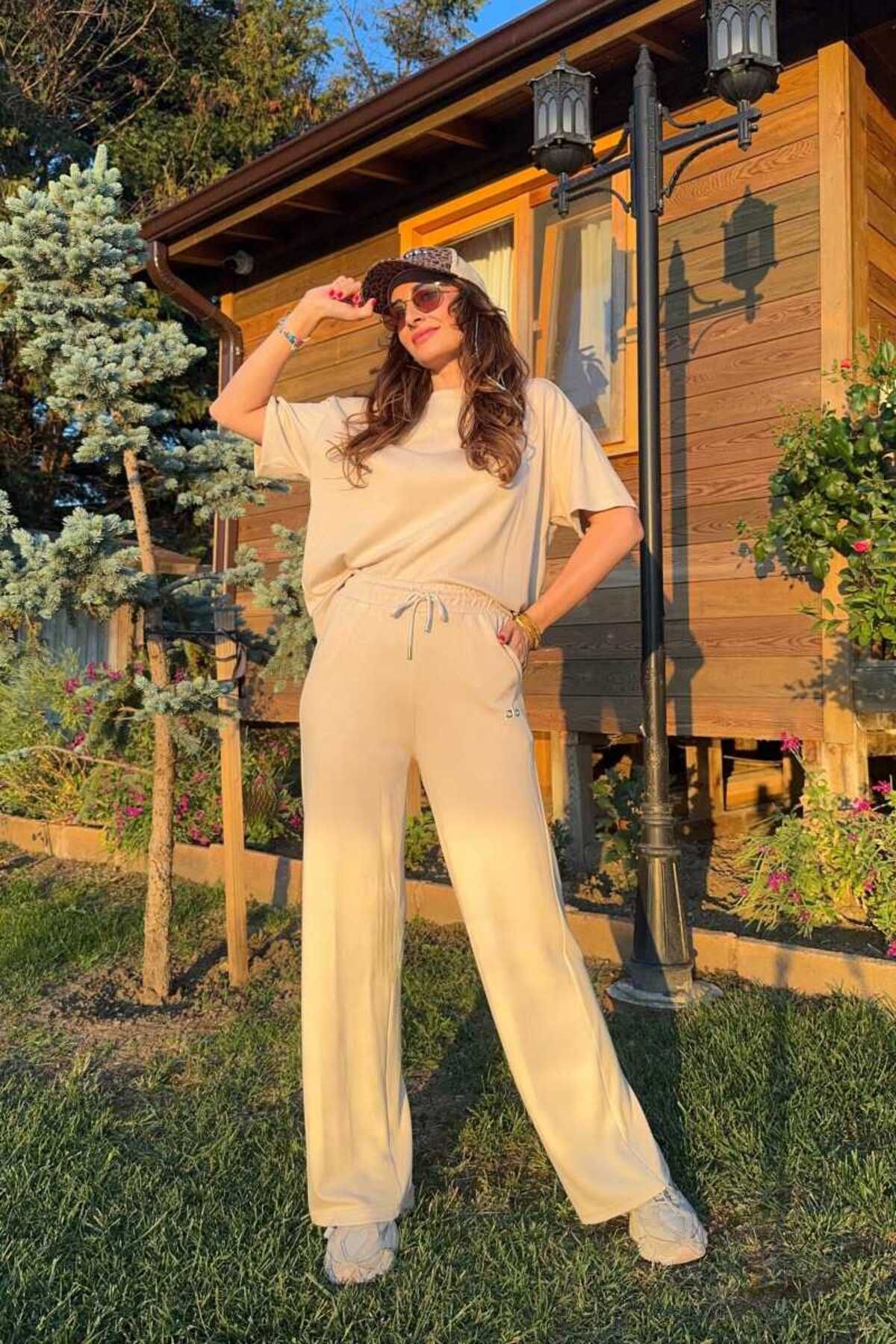 Clothing palette YAZI BASKILI MODAL EŞOFMAN TAKIMI