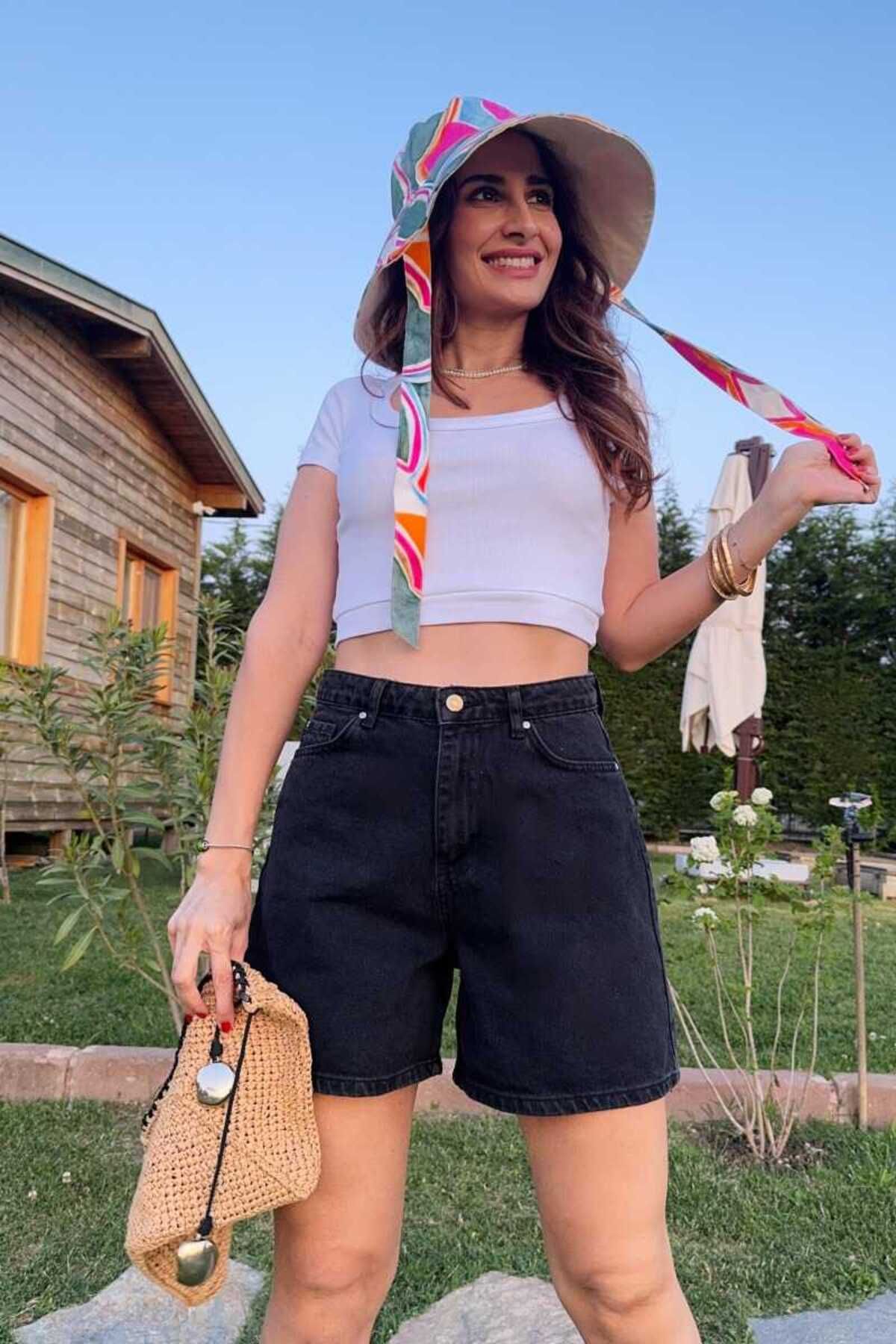 Clothing palette SİYAH YIKAMALI BASIC KOT ŞORT