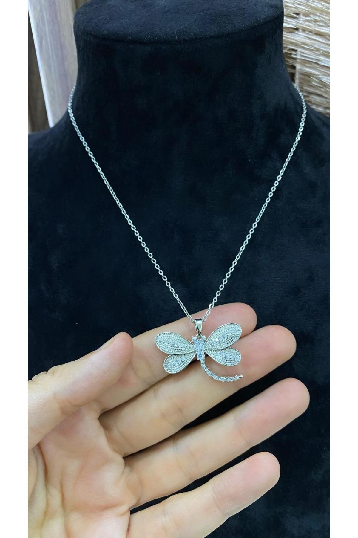 JustGAF Gümüş Renk Zirkon Taşlı Yusufçuk Figürlü Çelik Kolye