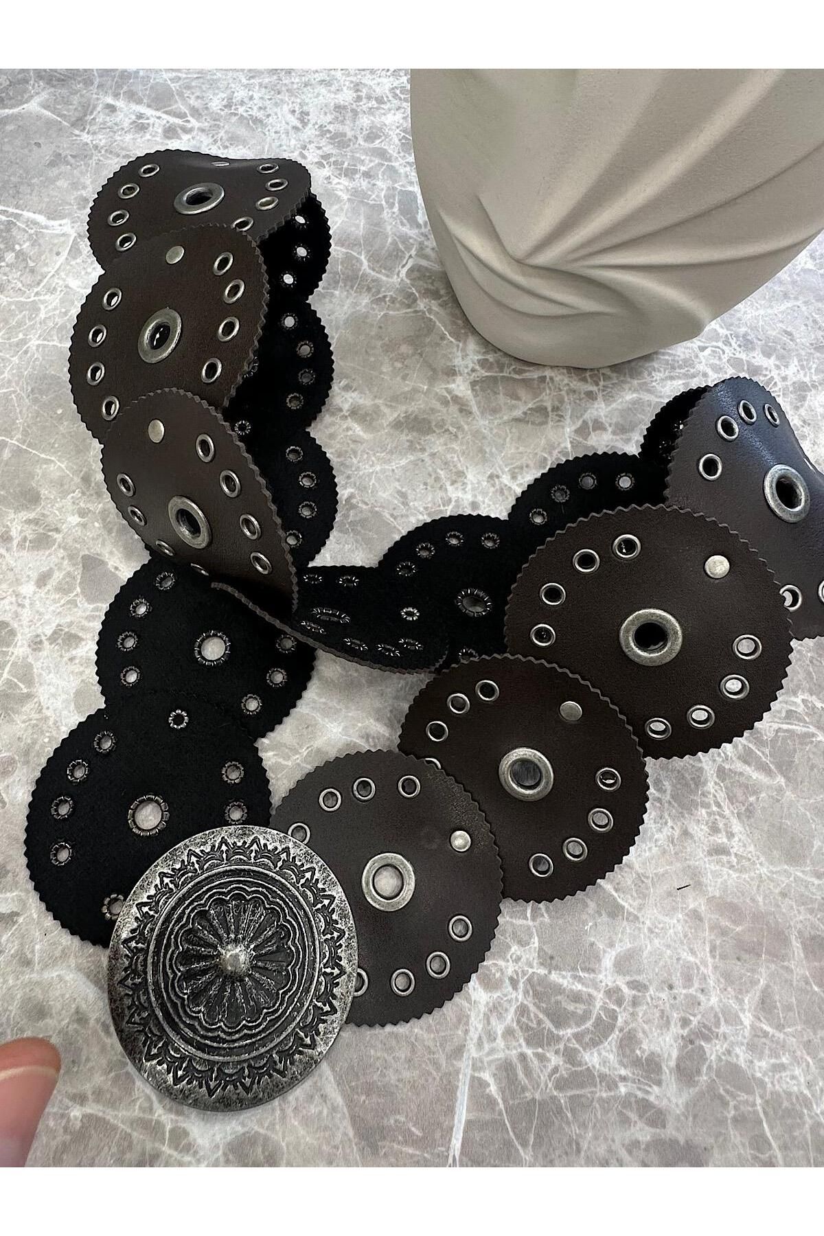 MELTEM TUĞAN Kabartma Metal Tokalı Kemer SİYAH