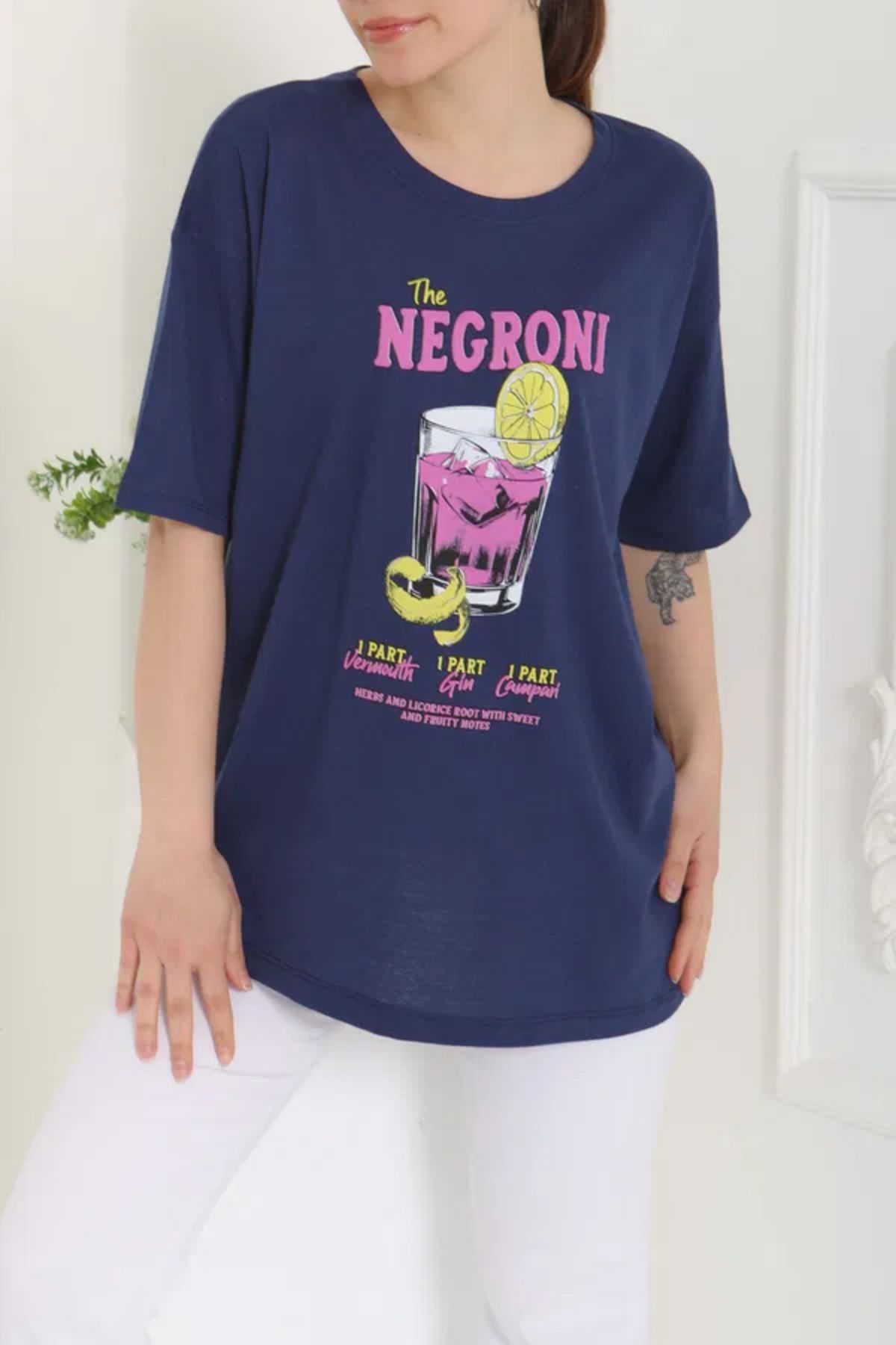 Butik Baskılı Kısa Kollu T-Şhirt