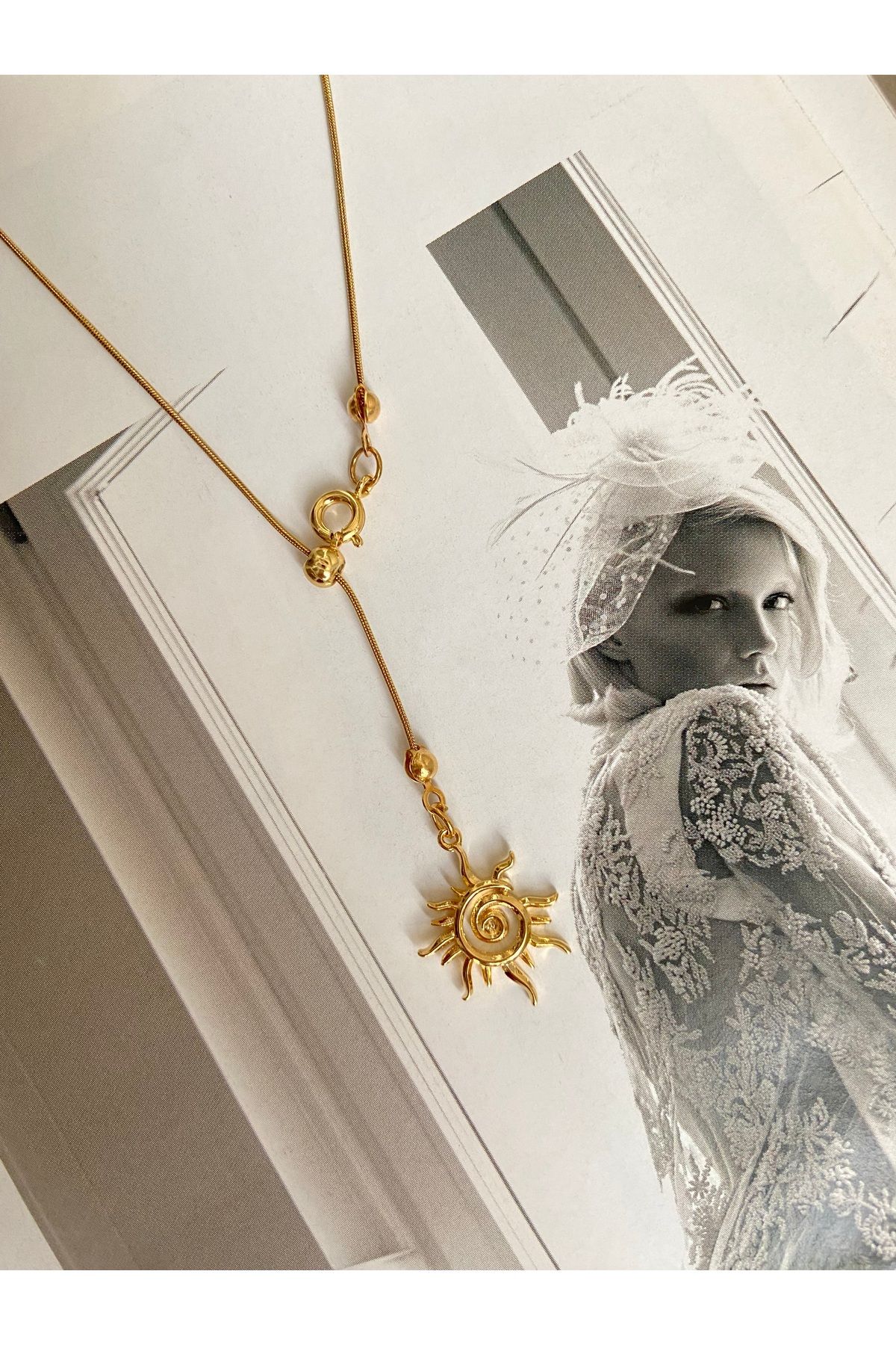 Arsaley Collection Güneş Charm Çelik Zincirli Asansör Kolye