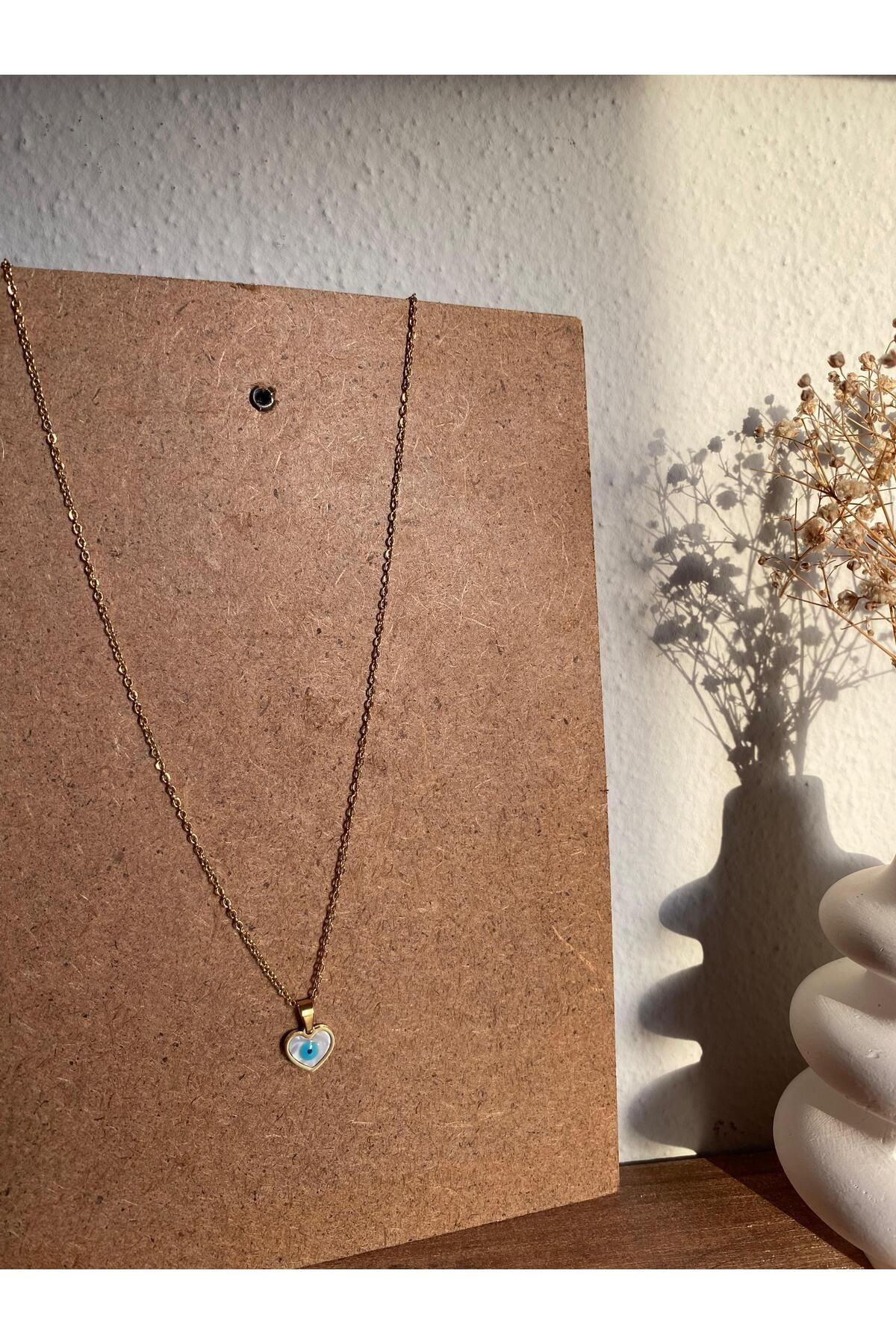 Bellamy Jewelry Kalpli Nazar Boncuğu Detaylı Kolye