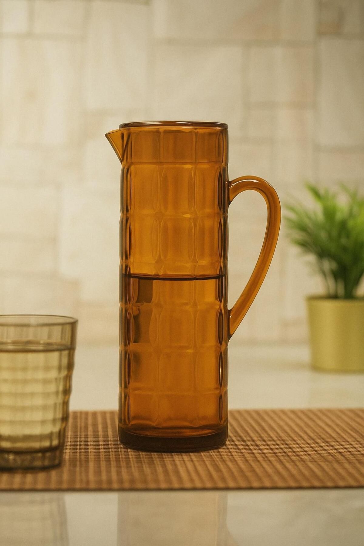 Depa Akrilik Allegra 1,5 Lt Bal Sürahi (Buzdolabı Kapak Rafına Sığar)