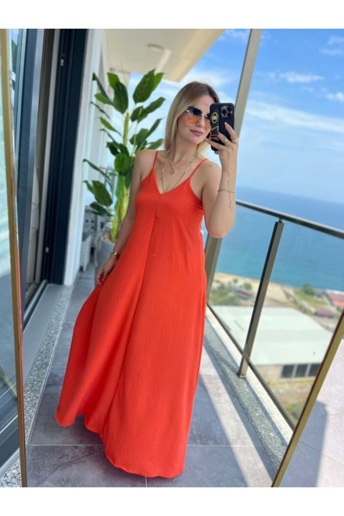 Butik Kadın Aerobin Kumaş Askılı Maxi Boy Elbise