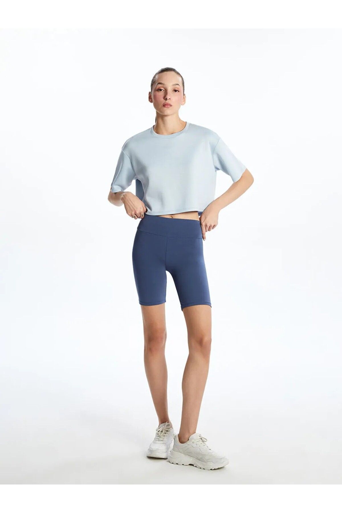 LC Waikiki Indigo Beli Lastikli Kadın Spor Şort Tayt