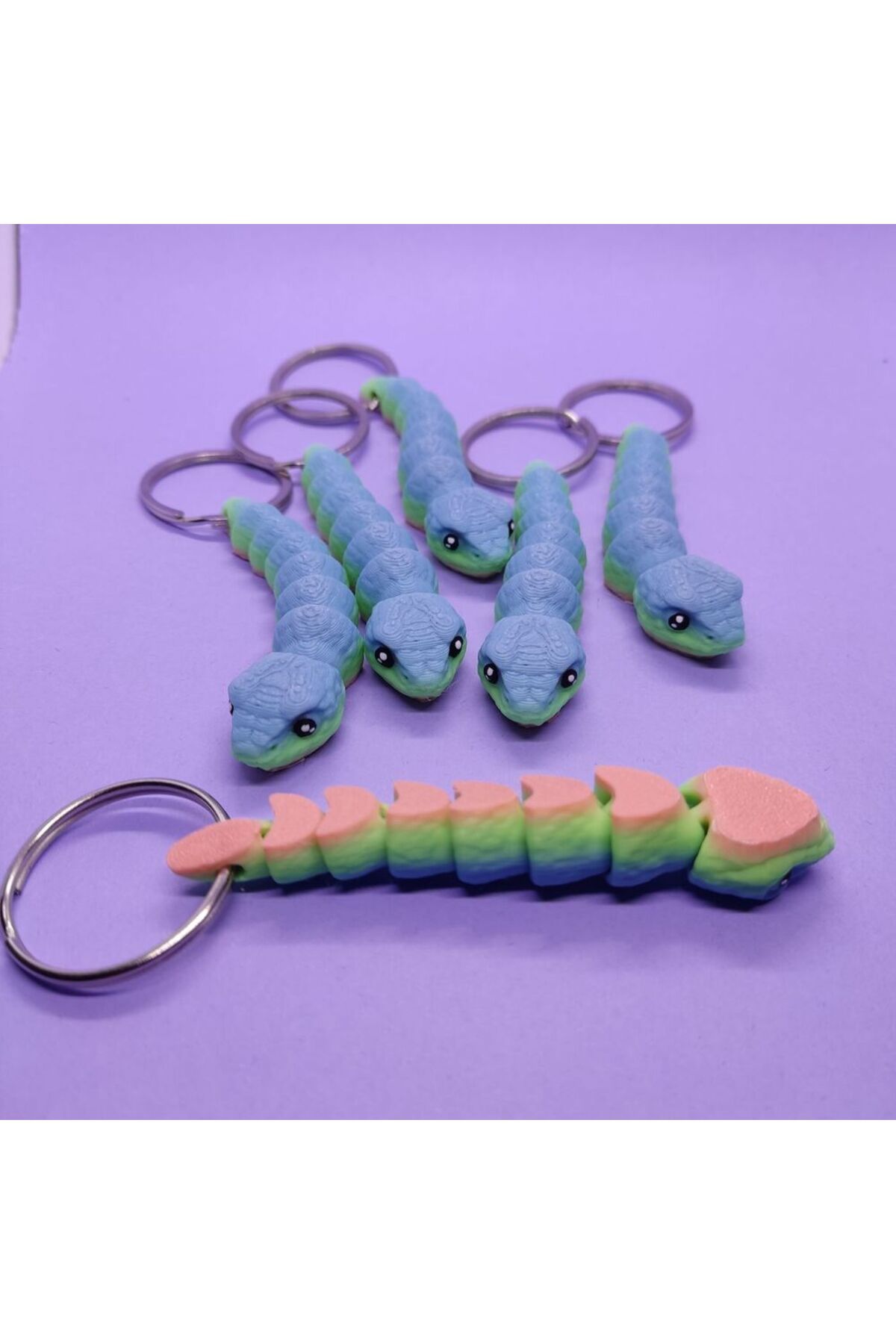 Leylims Hareketli Gökkuşağı Renkli Yılan Figürü – Flexi Yapı, 3D Tasarım, Sevimli Hediyelik Anahtarlık