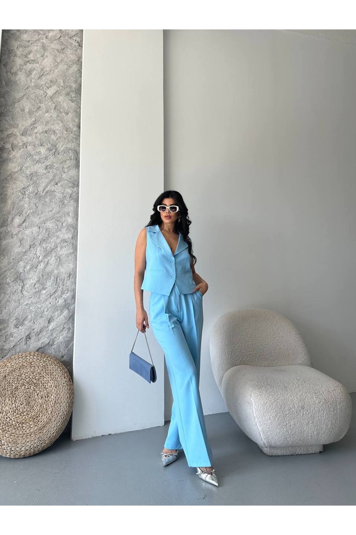 Castivo Fashion Düğmeli Kolsuz Yelekli Takım