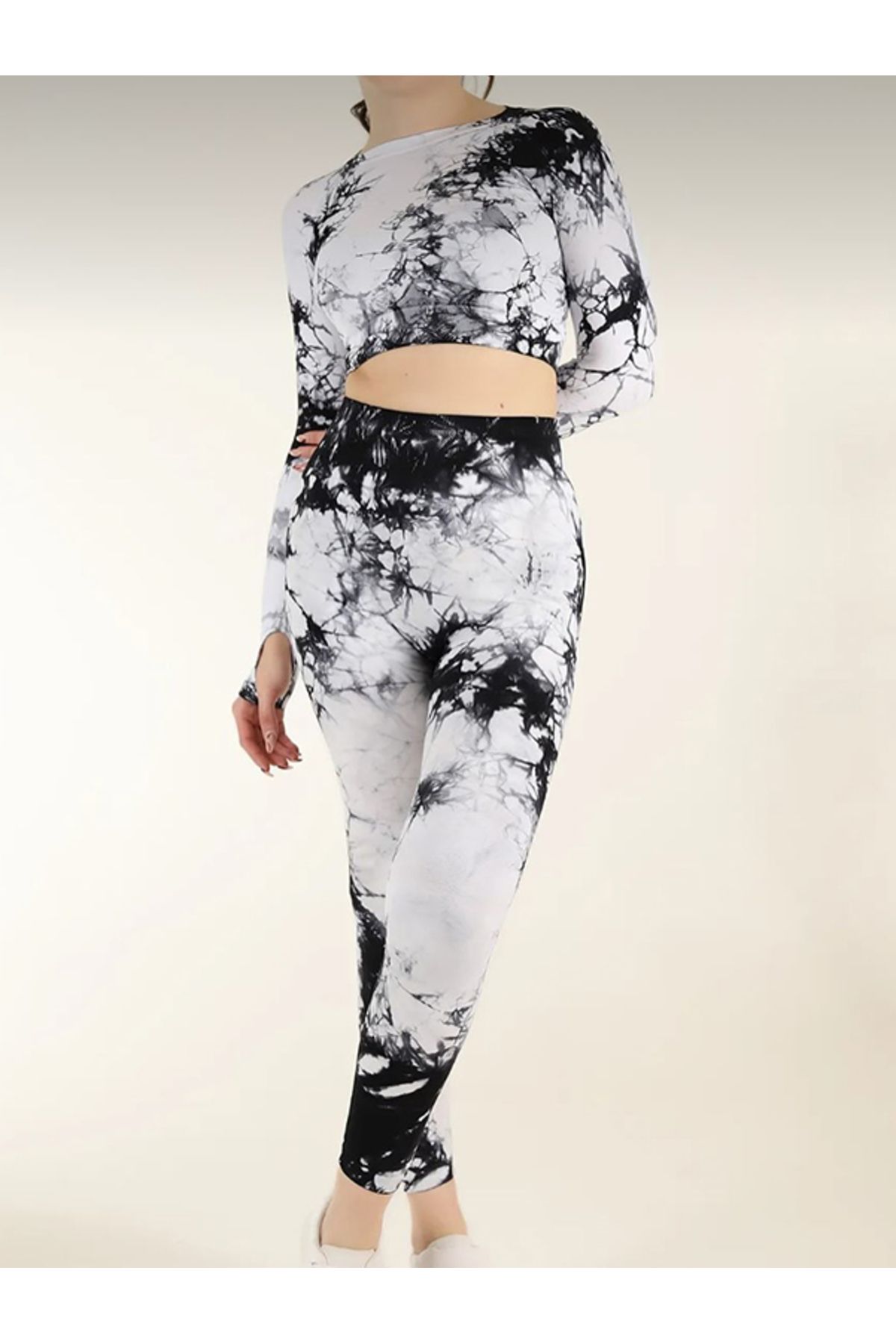 MODA STRIVEX Beyaz Polyamid Seamless Dikişsiz Push-up Toparlayıcı Batik Desen Spor Tayt Takımı