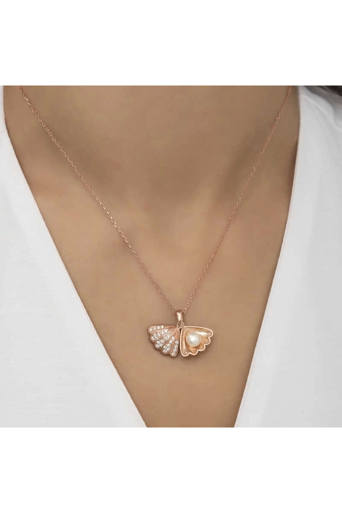 luz&pos Gümüş Rose İncili İstiridye Kolye
