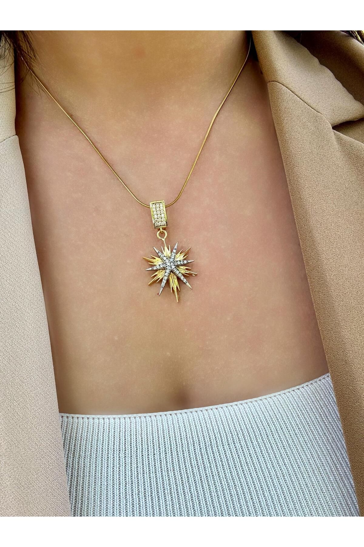 My Life Accessory Kuzey Yıldızı Model Çelik Kolye Altın Gold Renk Işıltıyla Parlayan Özgün Tasarım