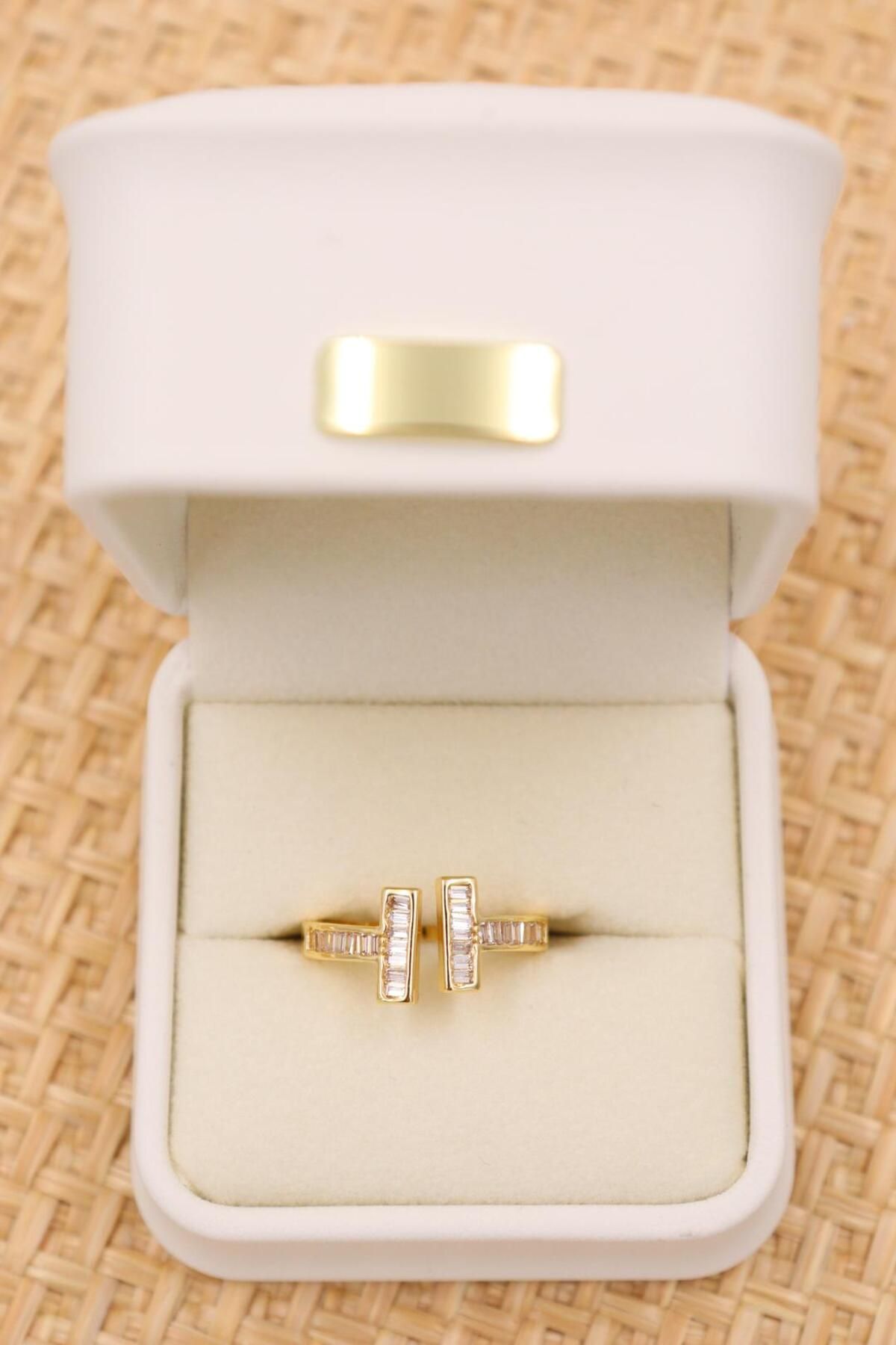 mercanjewelry Üstten Ayarlanabilir Zirkon Taşlı Gold Yüzük