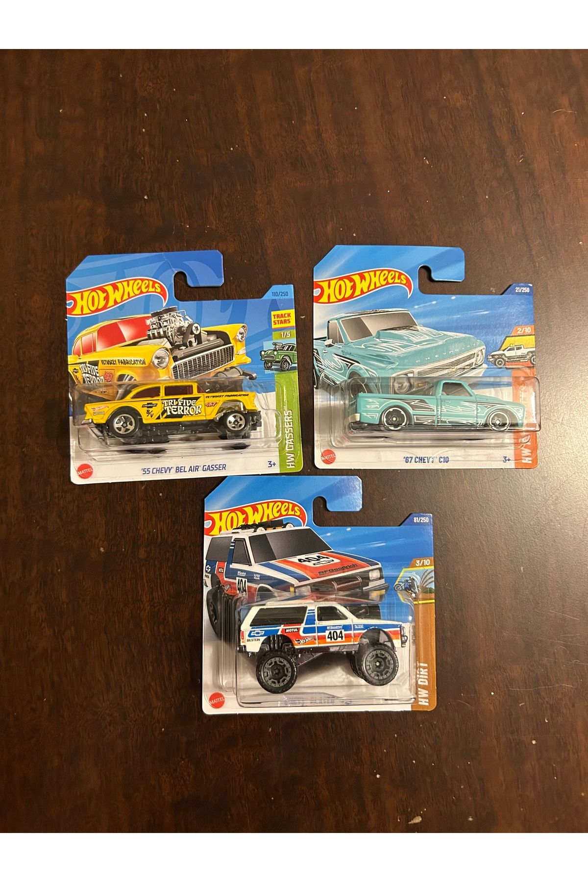 Hotwhells Hotwheels 3 adet Chevy marka araba