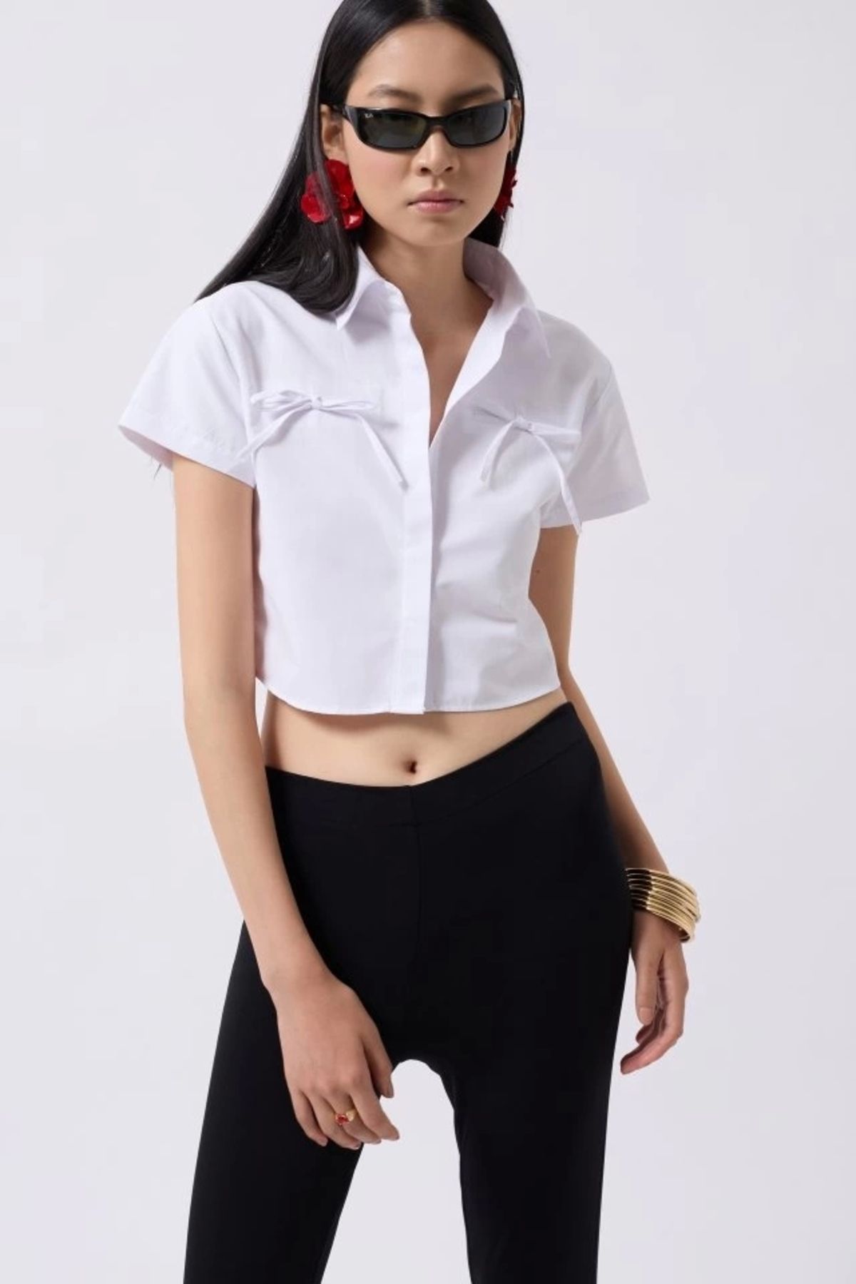Butik Kurdele Detay Crop Gömlek